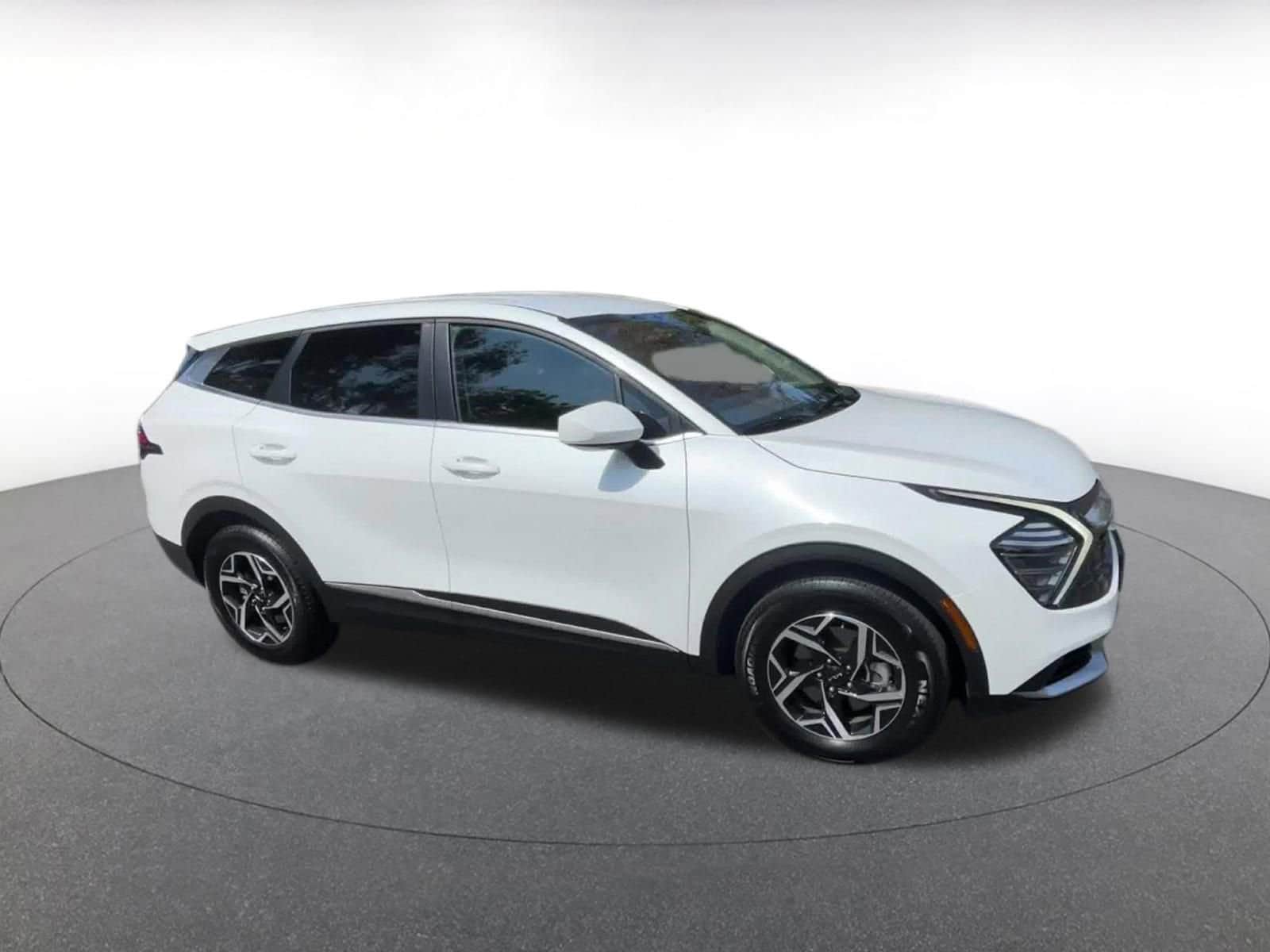 Thumbnail: 2025 Kia Sportage - 2