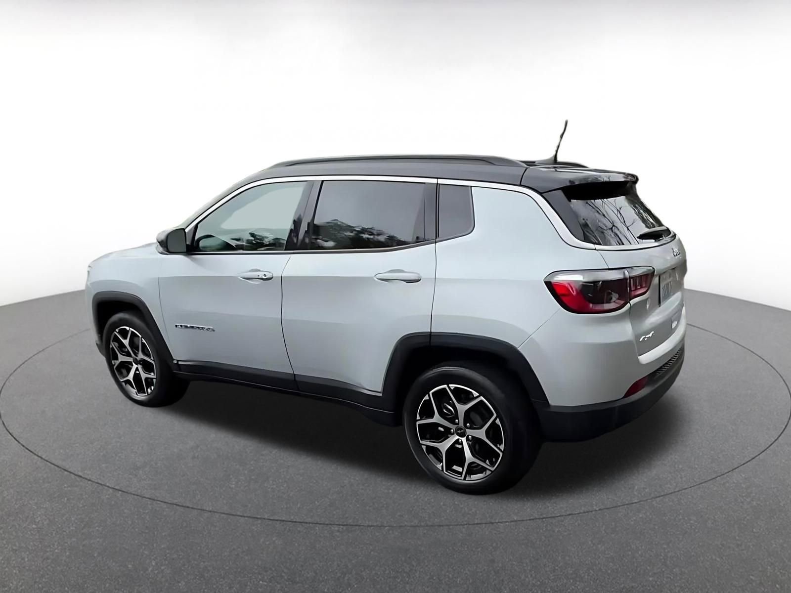 Thumbnail: 2025 Jeep Compass - 10