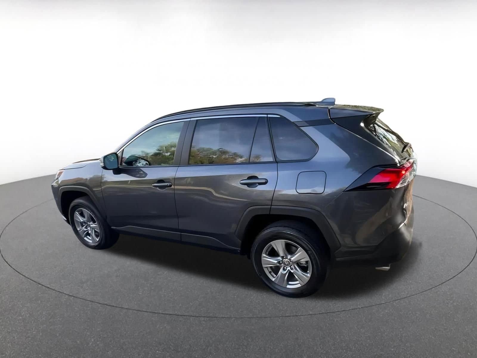 Thumbnail: 2025 Toyota RAV4 - 10