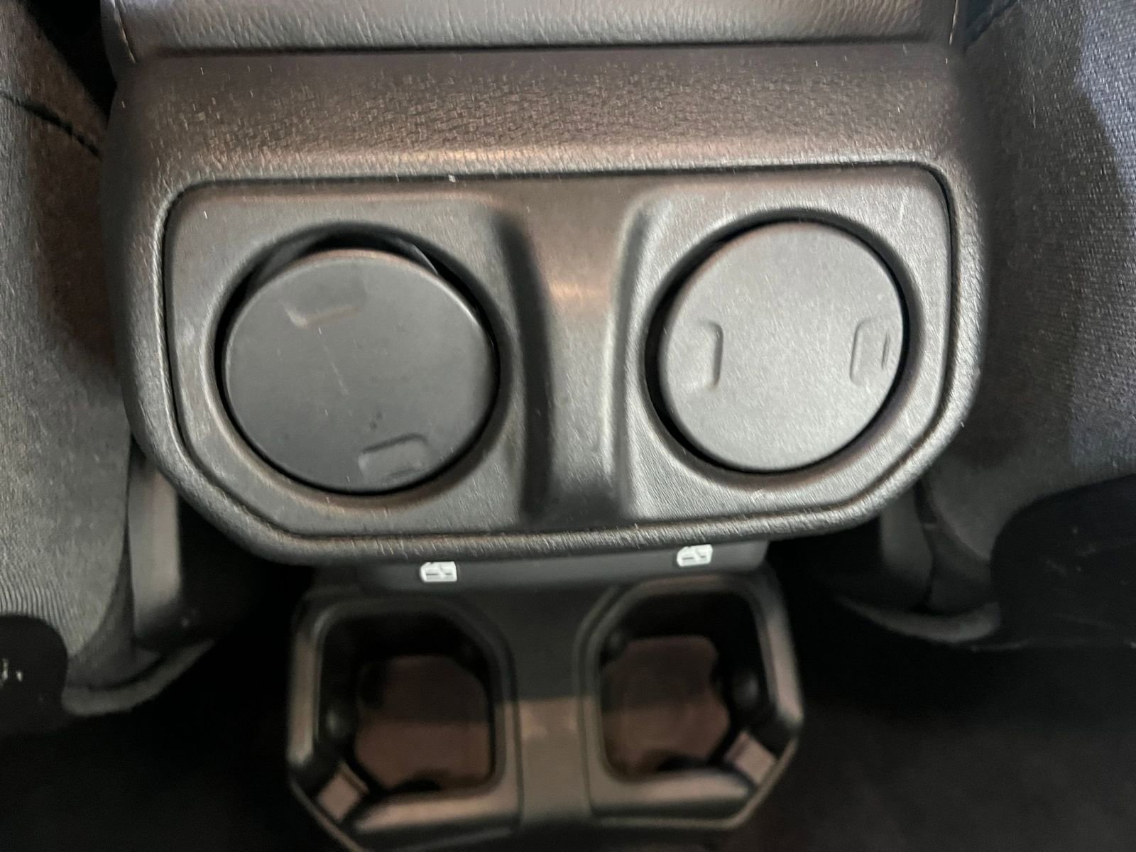 Thumbnail: 2025 Jeep Wrangler - 23