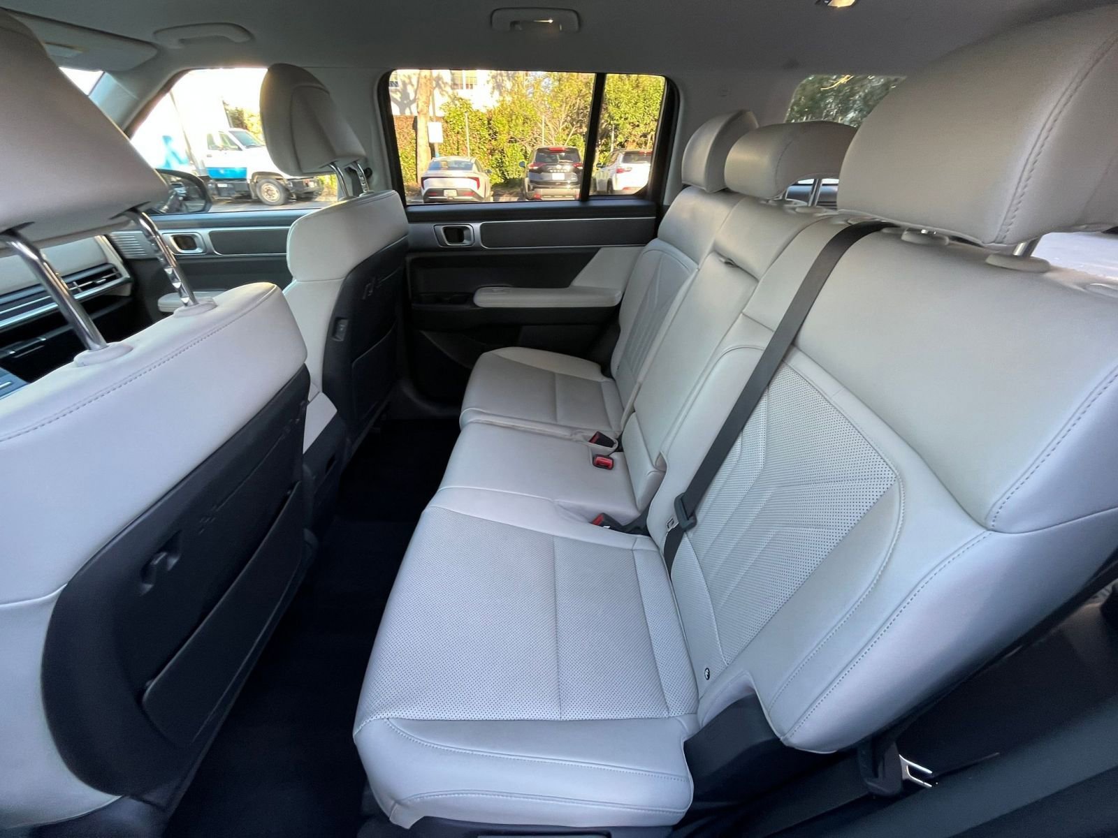 Thumbnail: 2025 Hyundai Santa Fe - 28