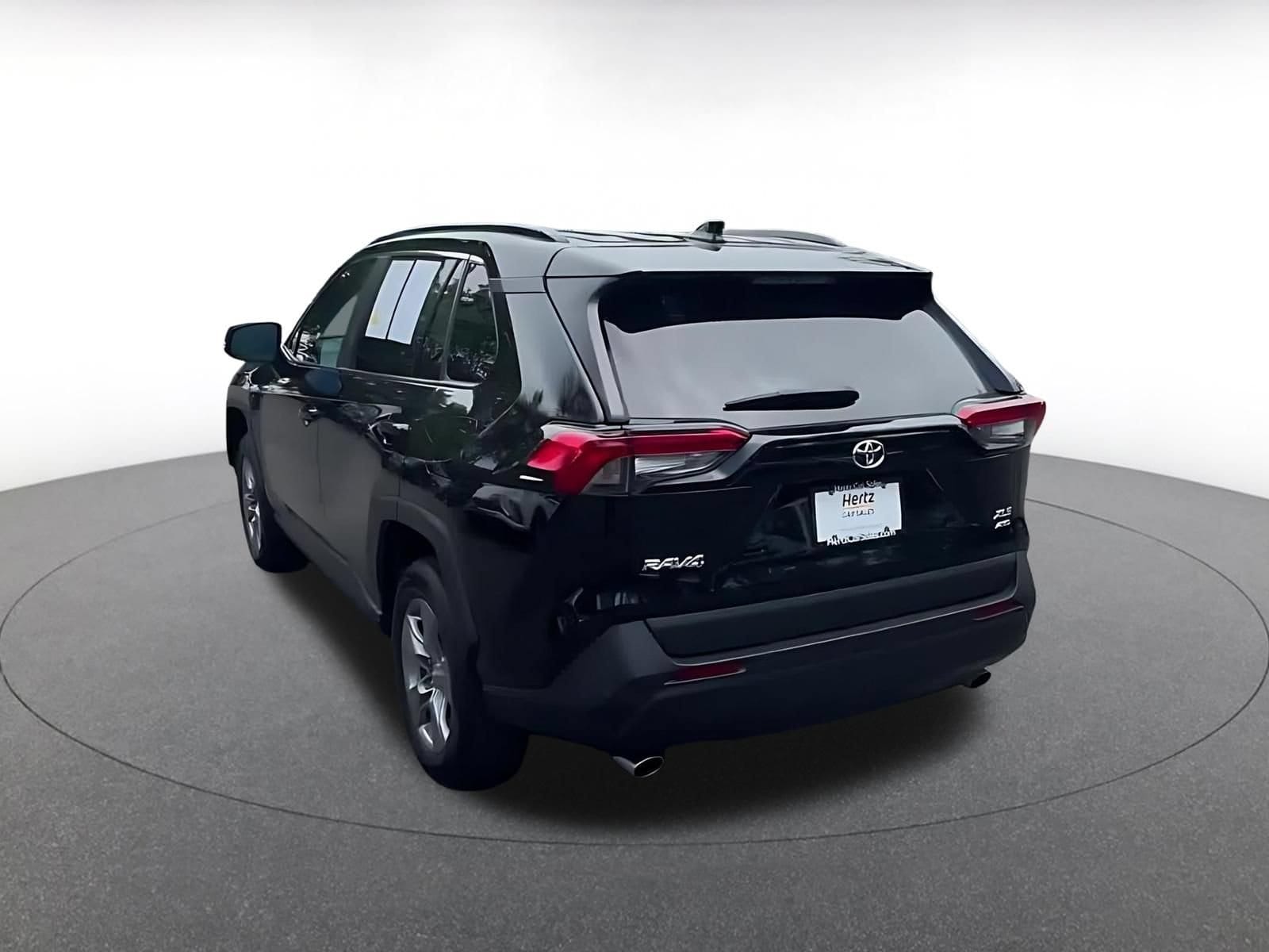 Thumbnail: 2024 Toyota RAV4 - 11