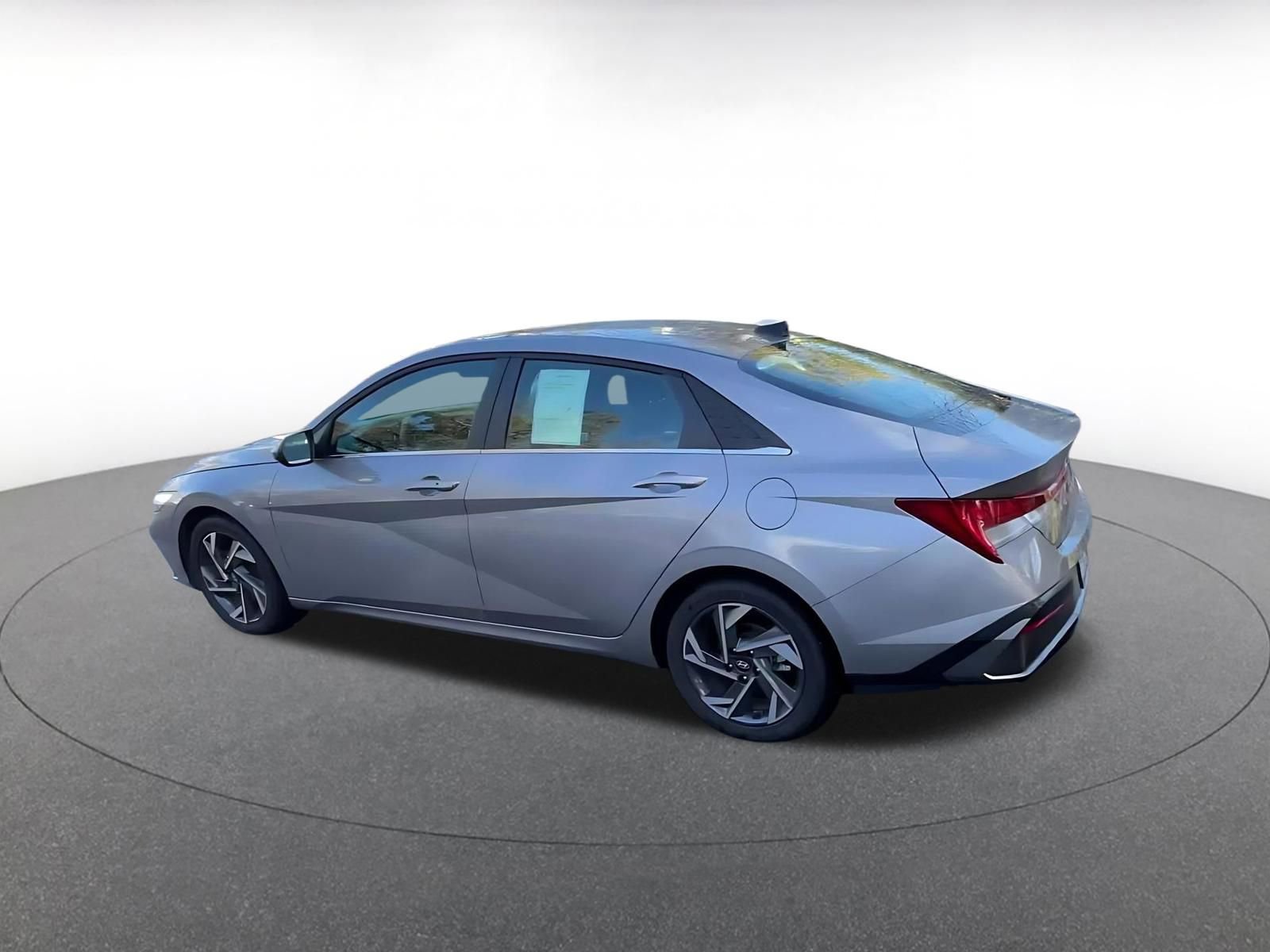 Thumbnail: 2025 Hyundai Elantra - 9