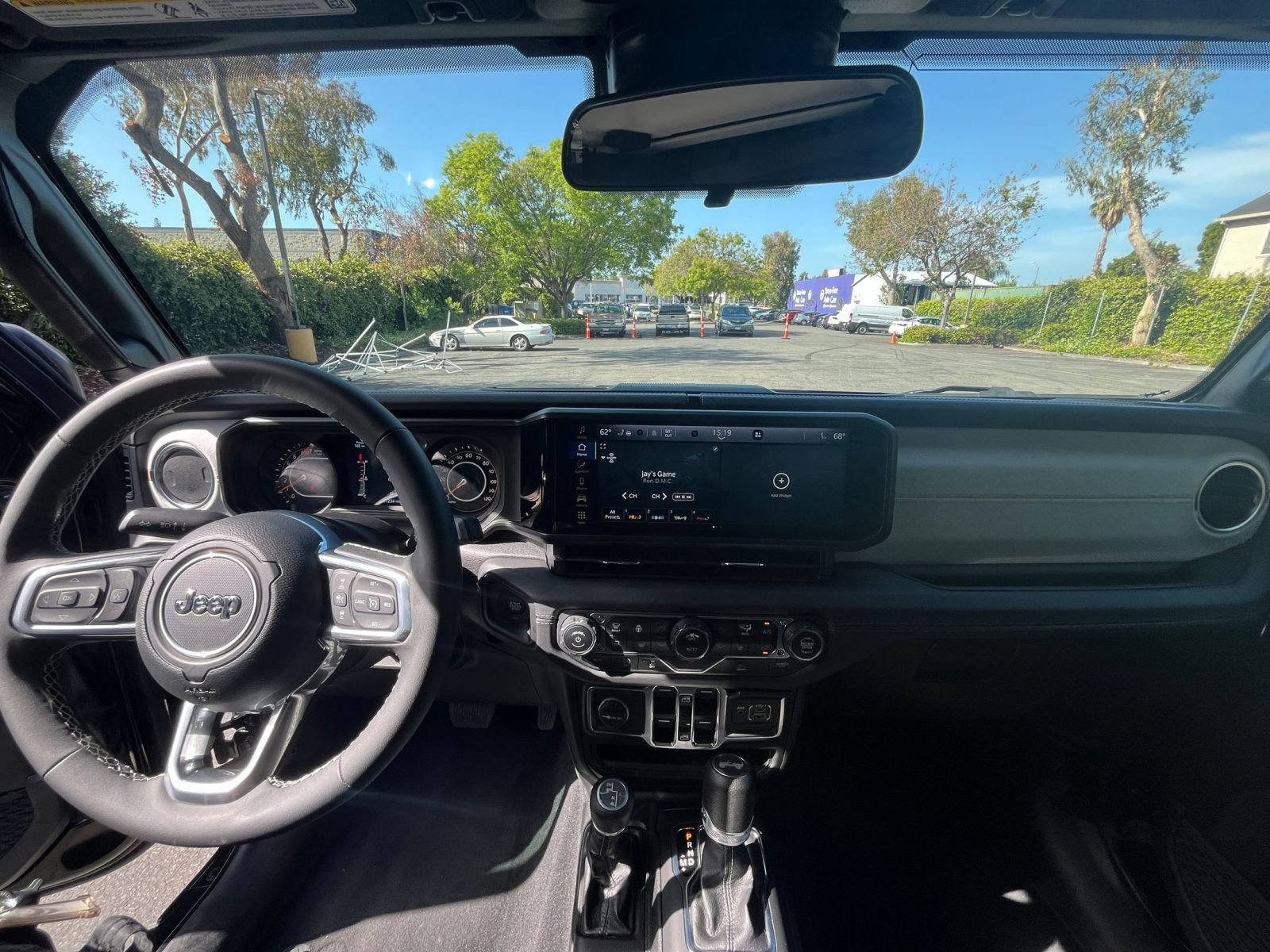 Thumbnail: 2025 Jeep Wrangler - 33