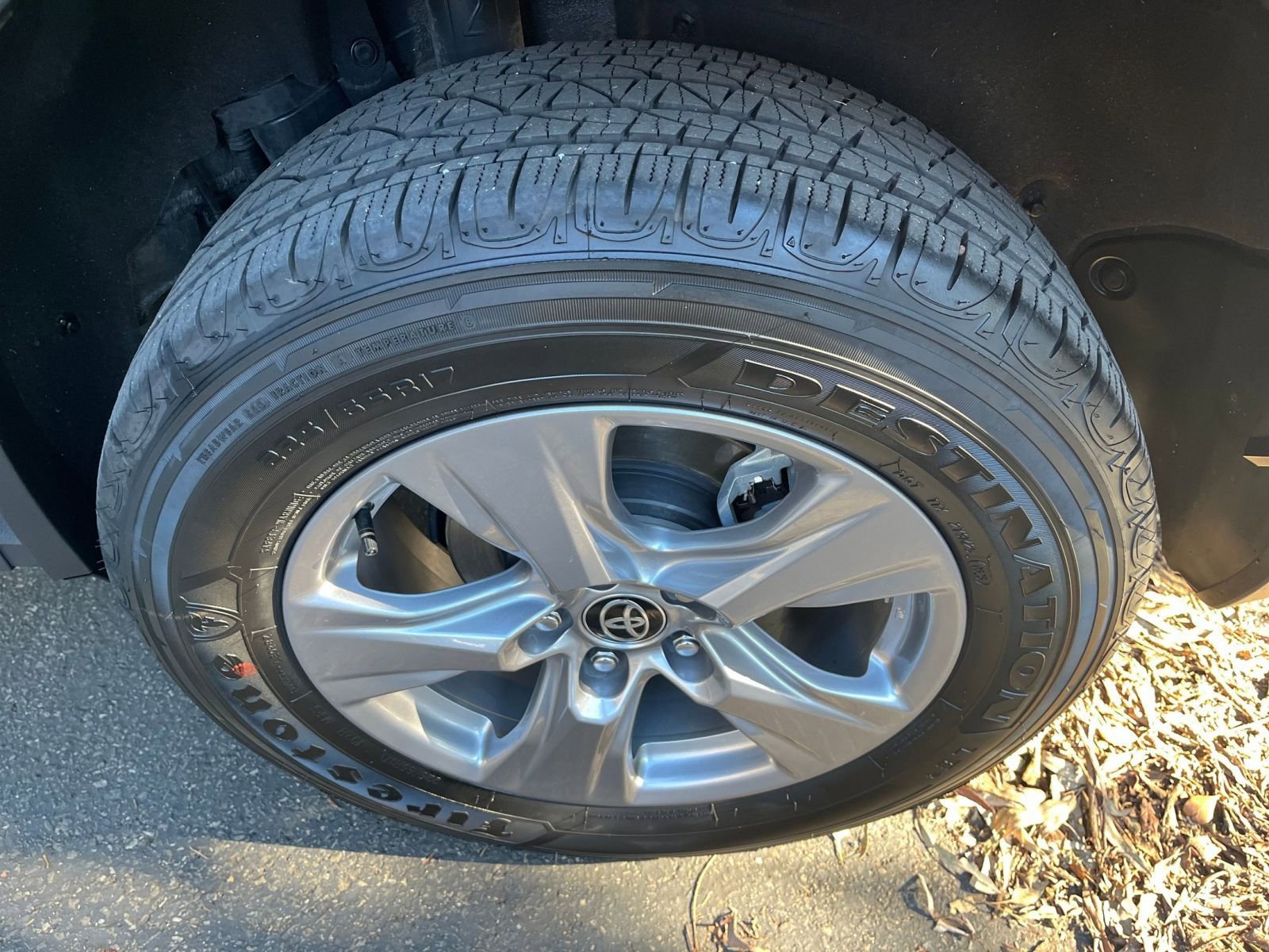 Thumbnail: 2025 Toyota RAV4 - 29