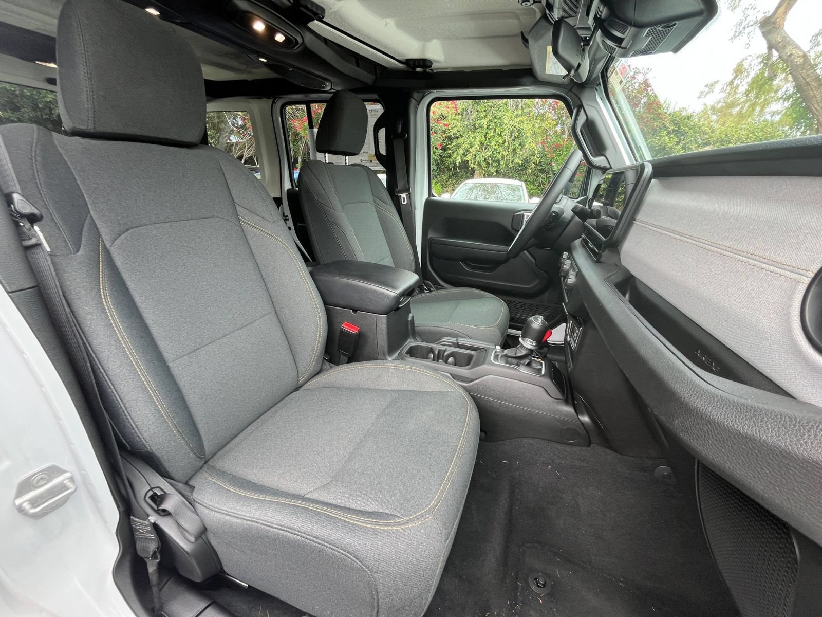 Thumbnail: 2025 Jeep Wrangler - 35