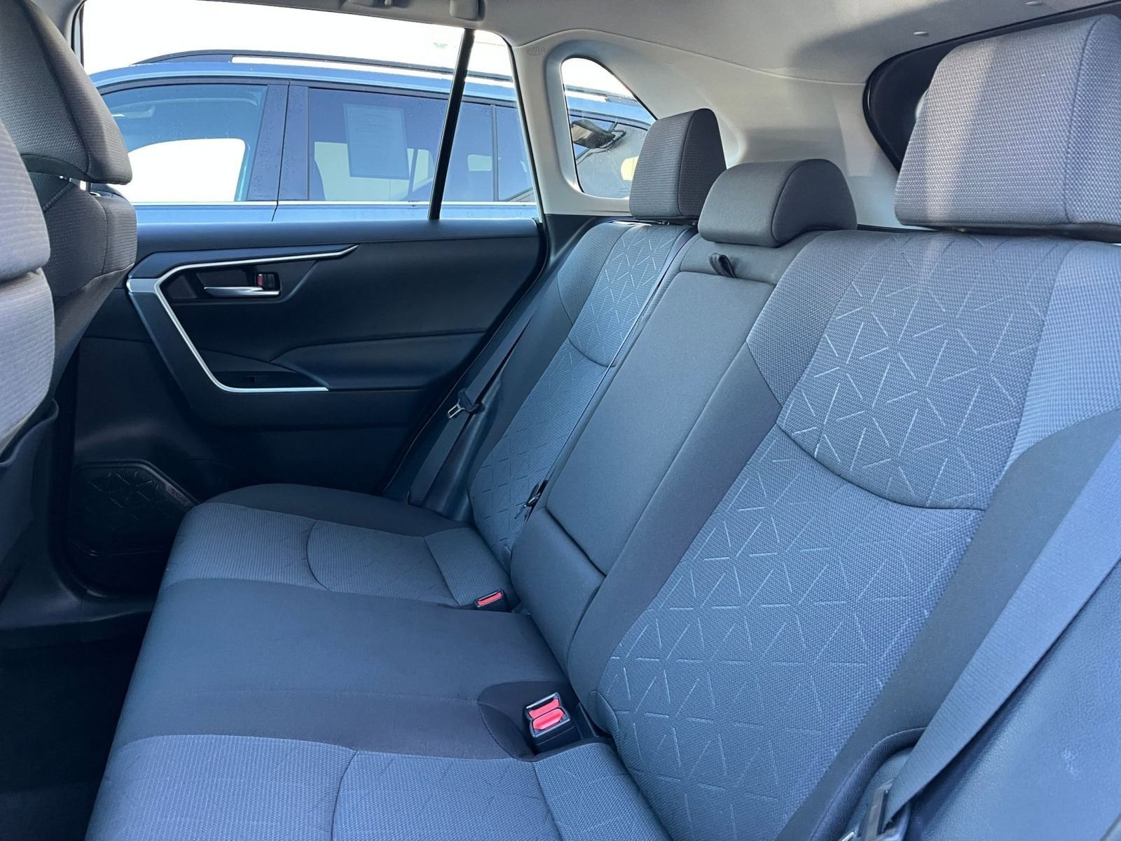 Thumbnail: 2025 Toyota RAV4 - 25