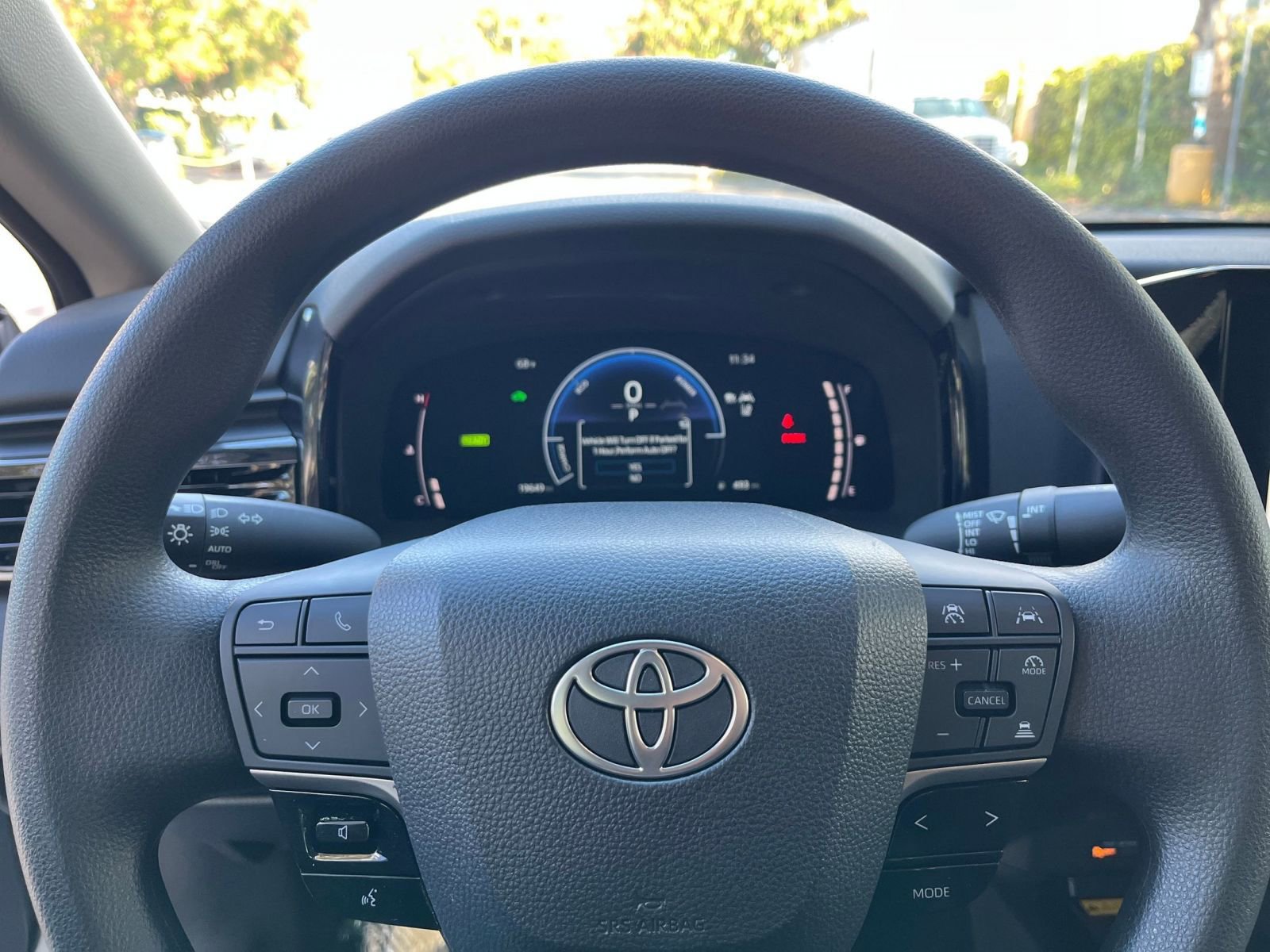 Thumbnail: 2025 Toyota Camry - 27