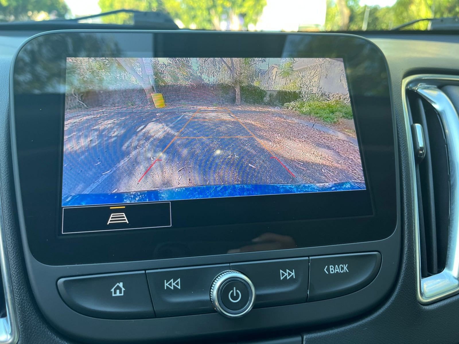 Thumbnail: 2024 Chevrolet Malibu - 17