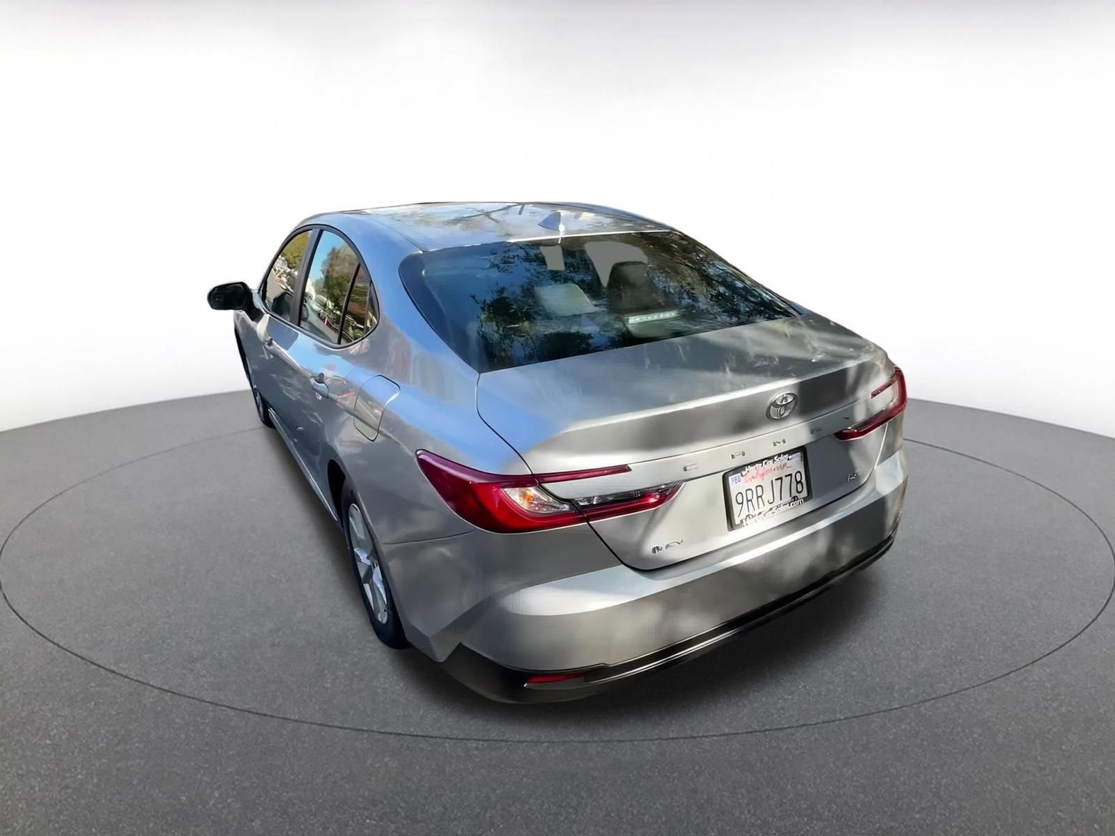 Thumbnail: 2025 Toyota Camry - 11