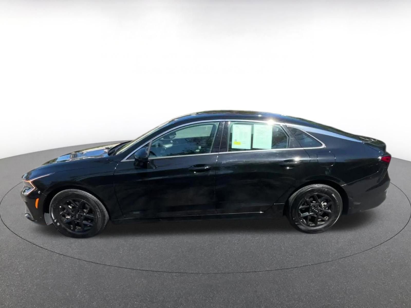 Thumbnail: 2025 Kia K5 - 9