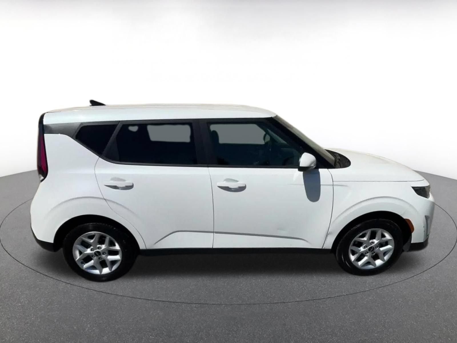 Thumbnail: 2025 Kia Soul - 13