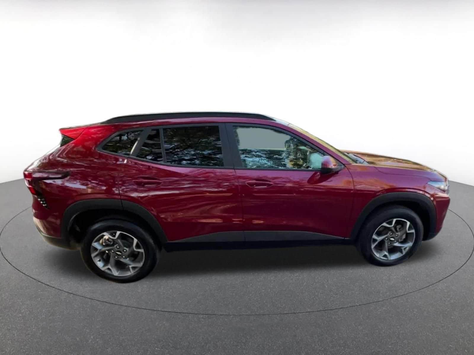 Thumbnail: 2025 Chevrolet Trax - 16
