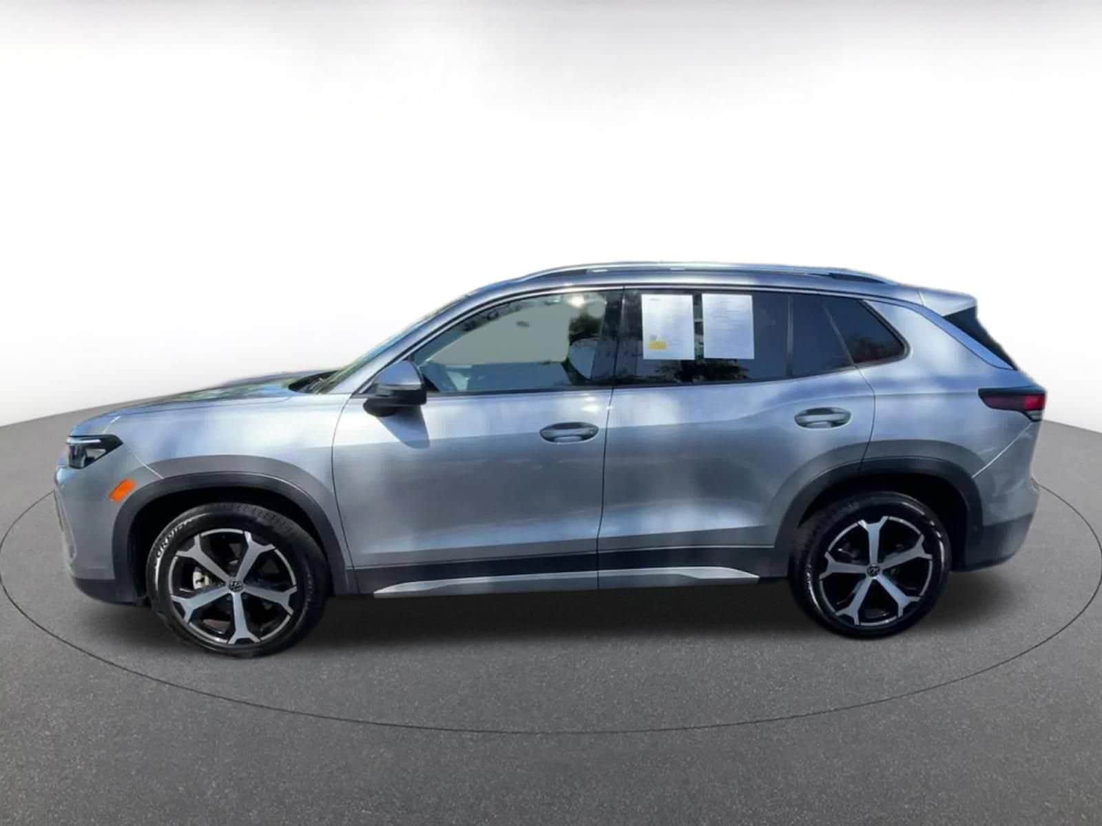 Thumbnail: 2026 Volkswagen Tiguan - 9