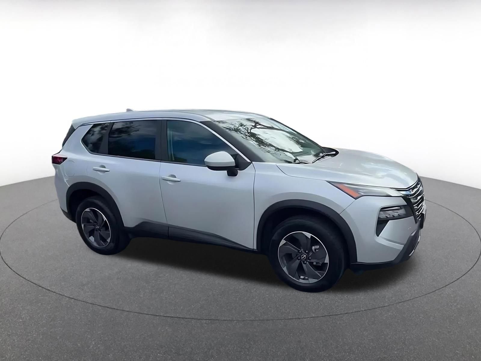 Thumbnail: 2025 Nissan Rogue - 2