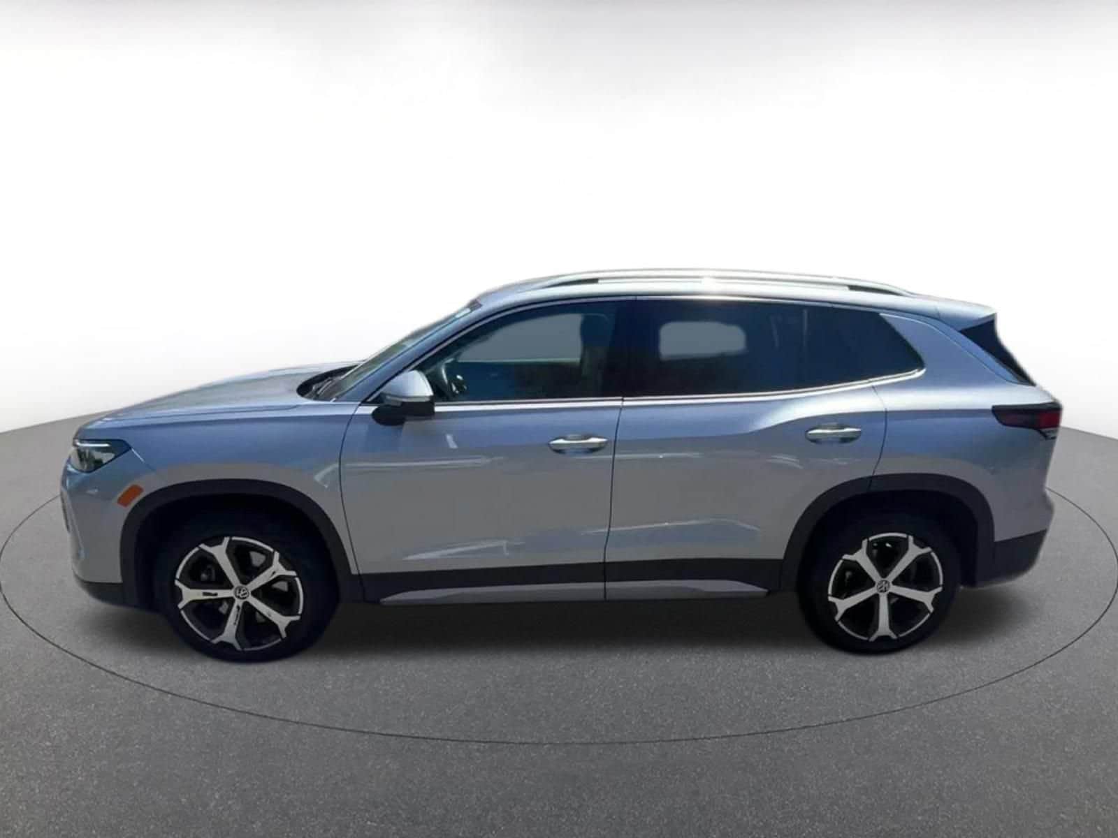 Thumbnail: 2026 Volkswagen Tiguan - 9
