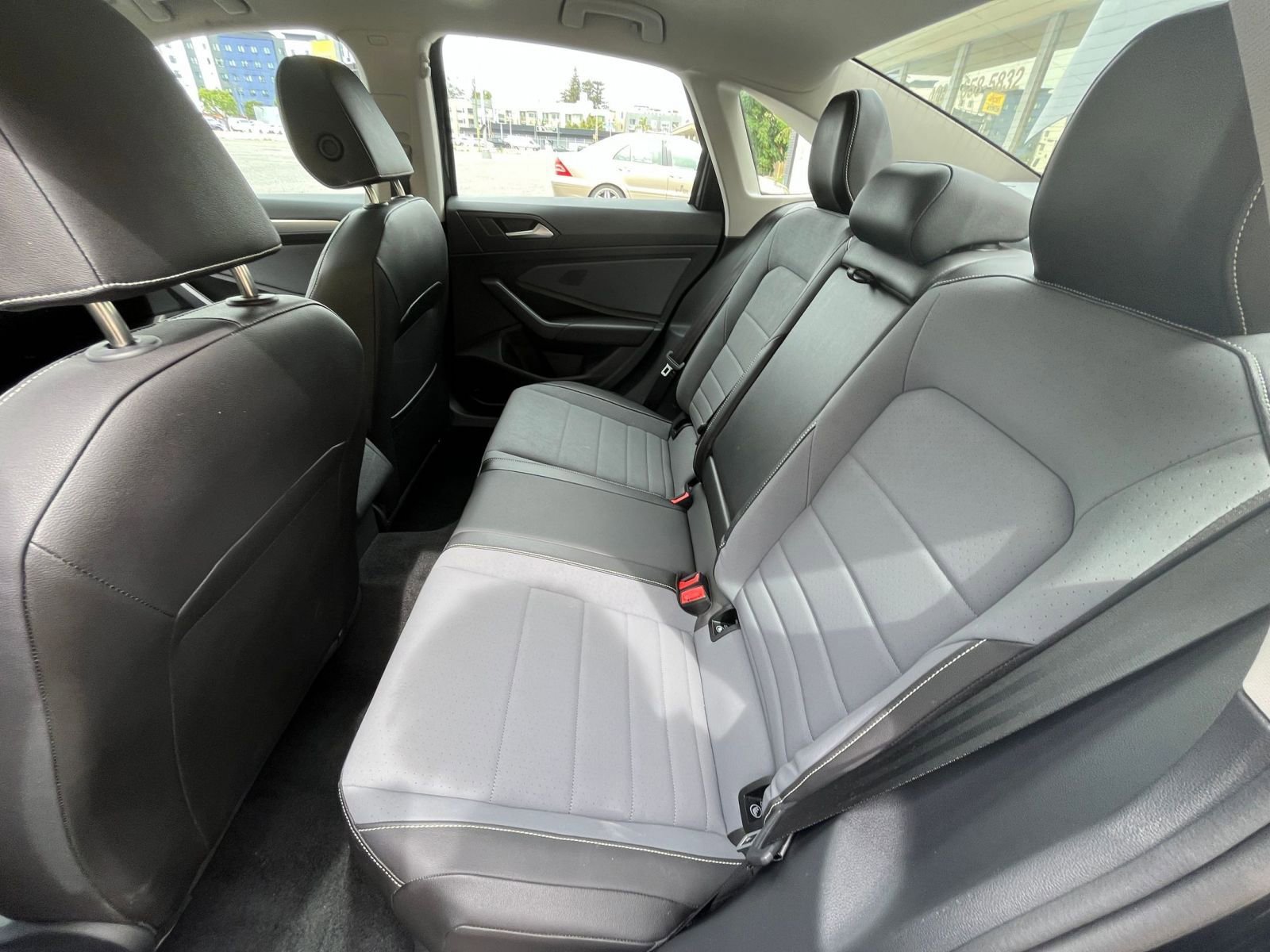 Thumbnail: 2025 Volkswagen Jetta - 25