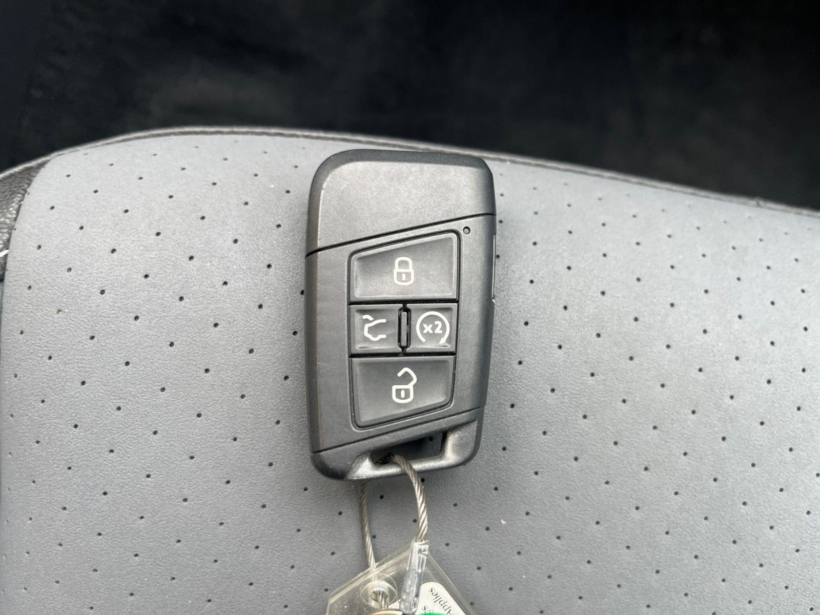 Thumbnail: 2025 Volkswagen Jetta - 21