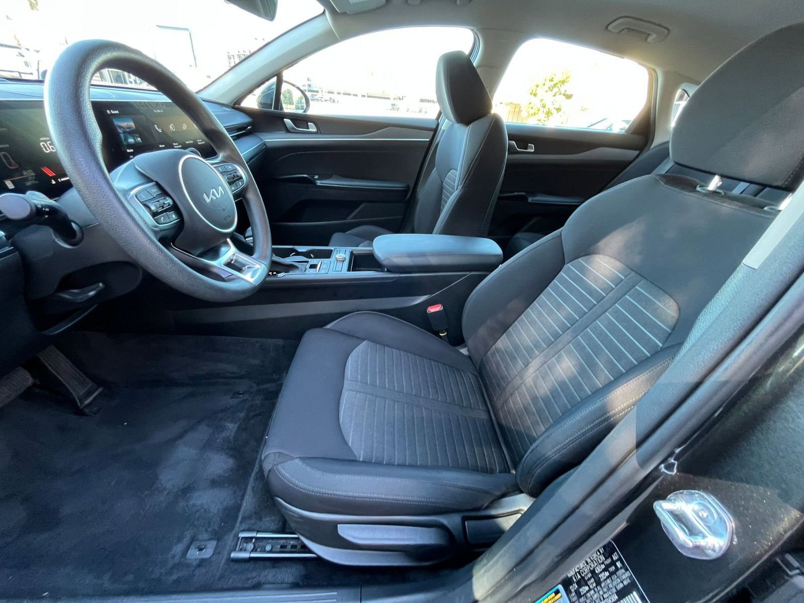 Thumbnail: 2025 Kia K5 - 25