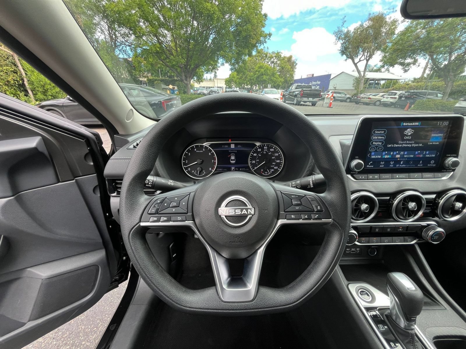 Thumbnail: 2025 Nissan Sentra - 31