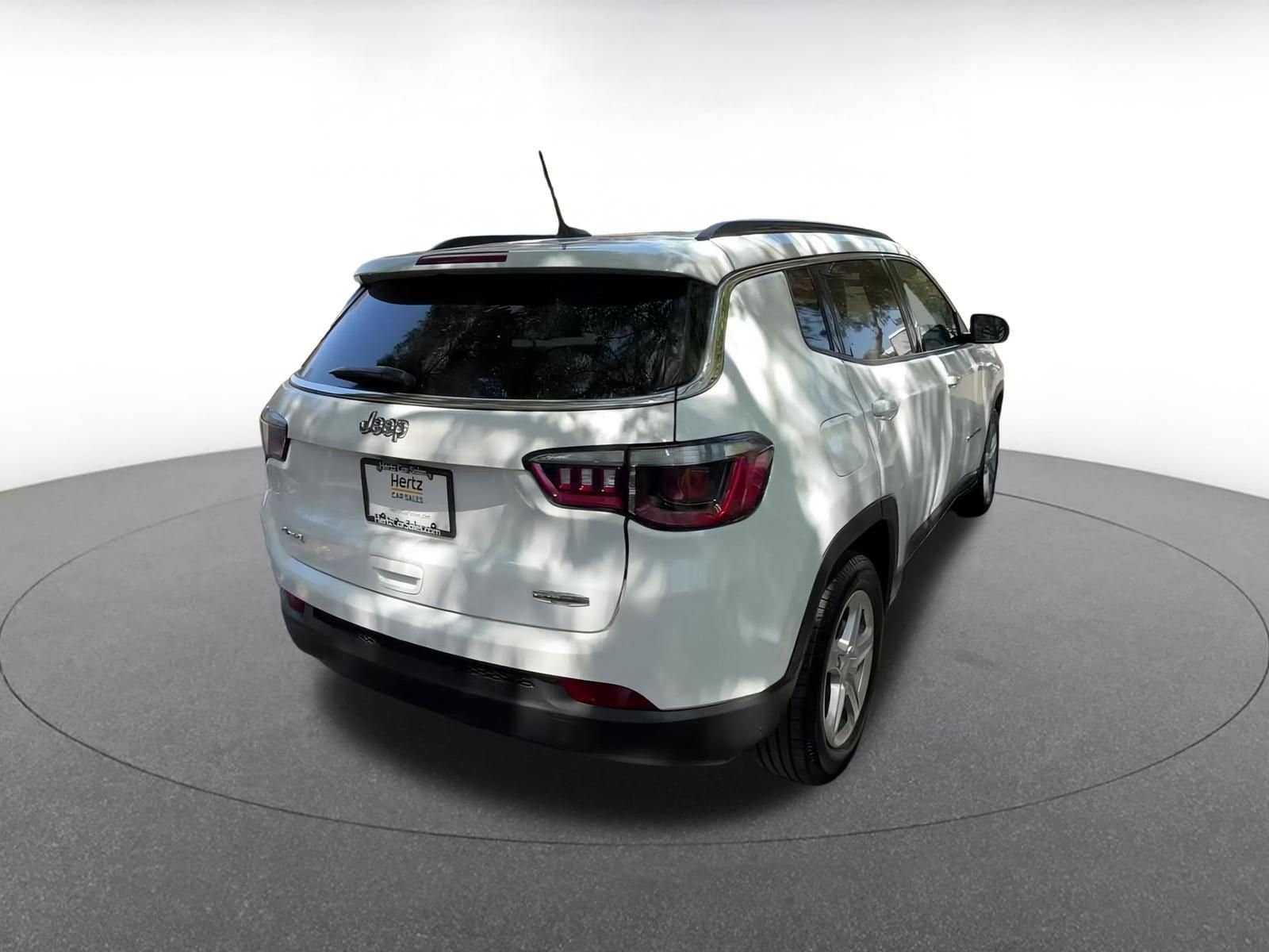 2023 Jeep Compass Latitude 11