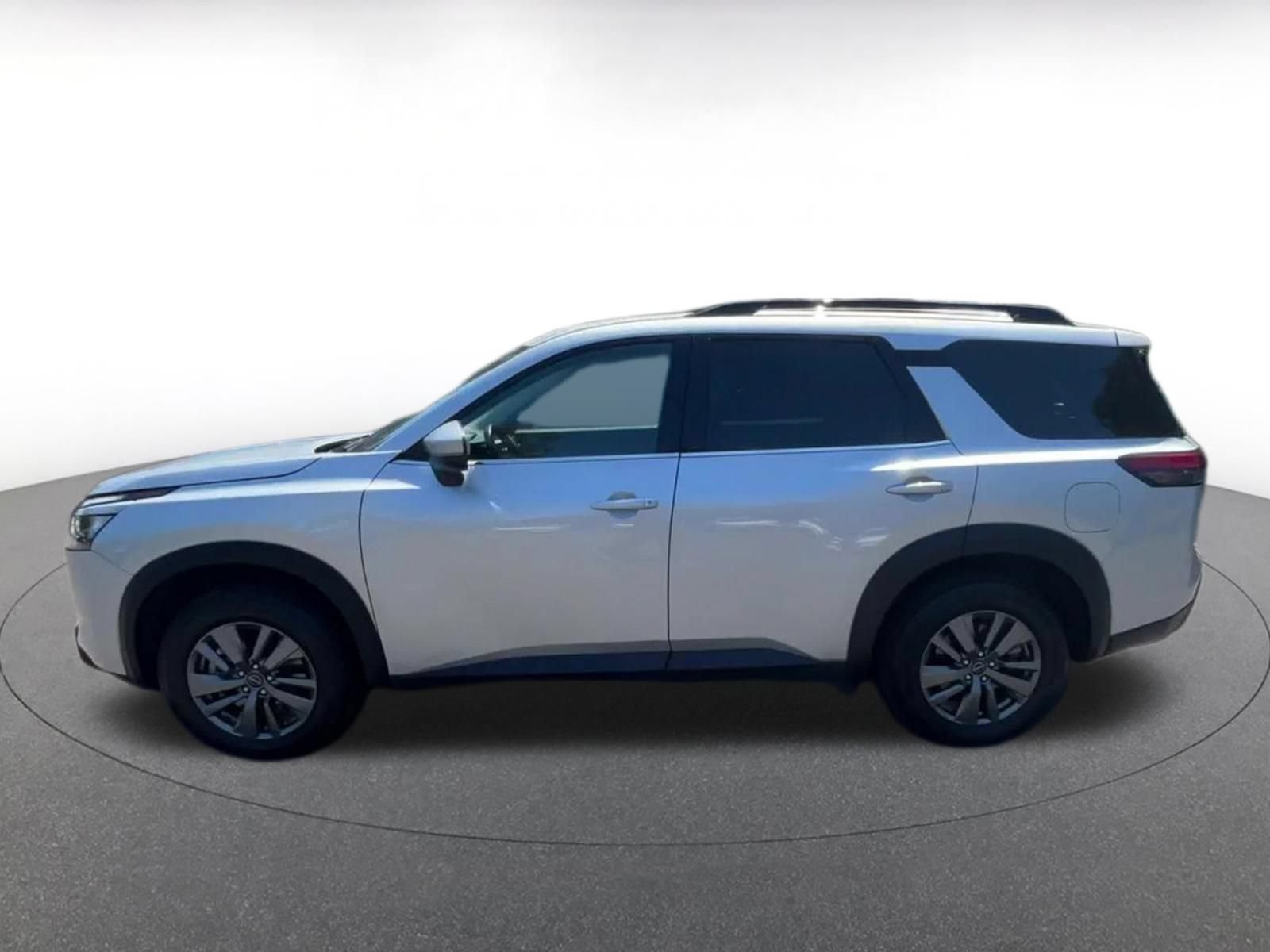 Thumbnail: 2025 Nissan Pathfinder - 9