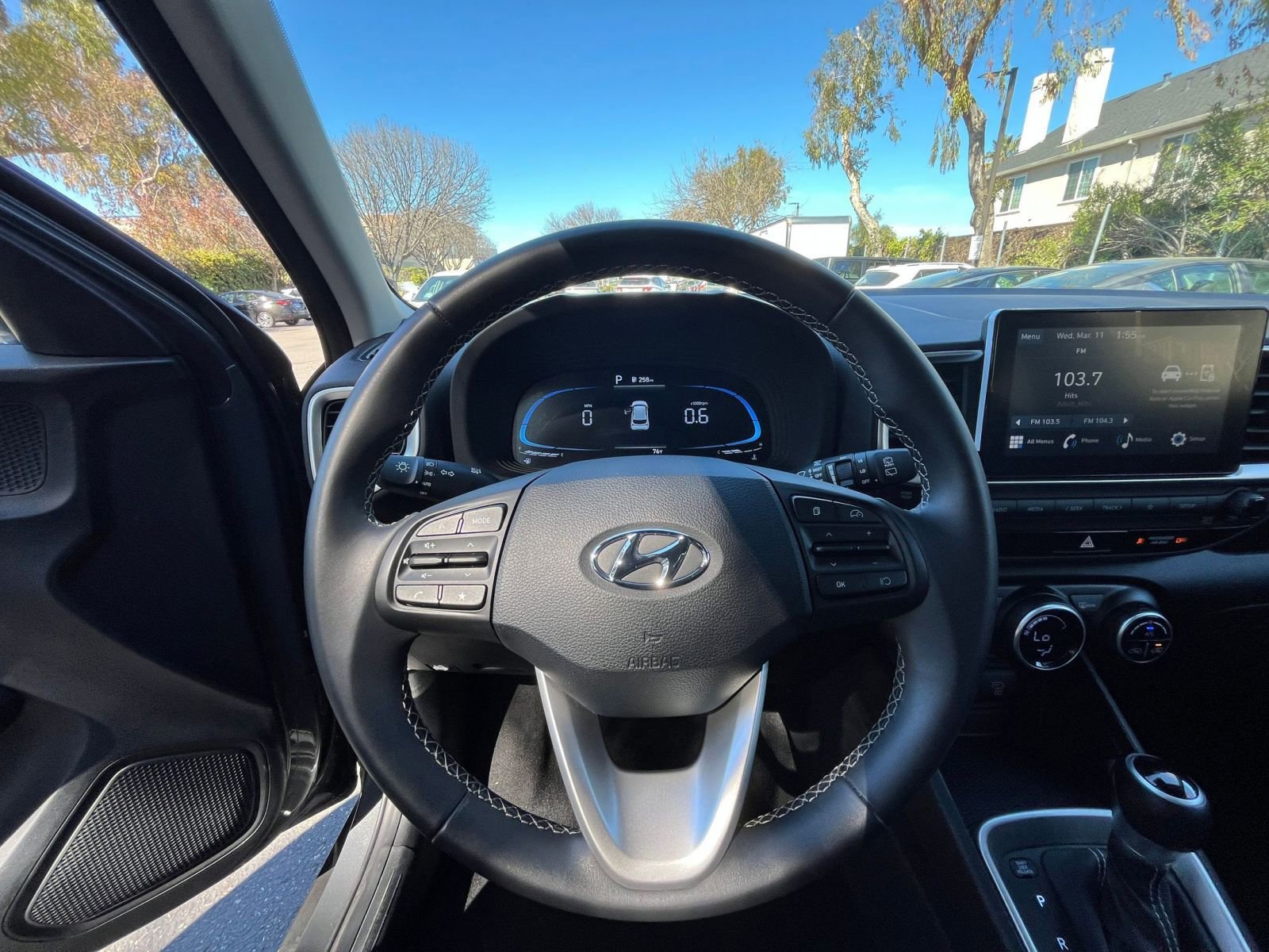 Thumbnail: 2025 Hyundai Venue - 33