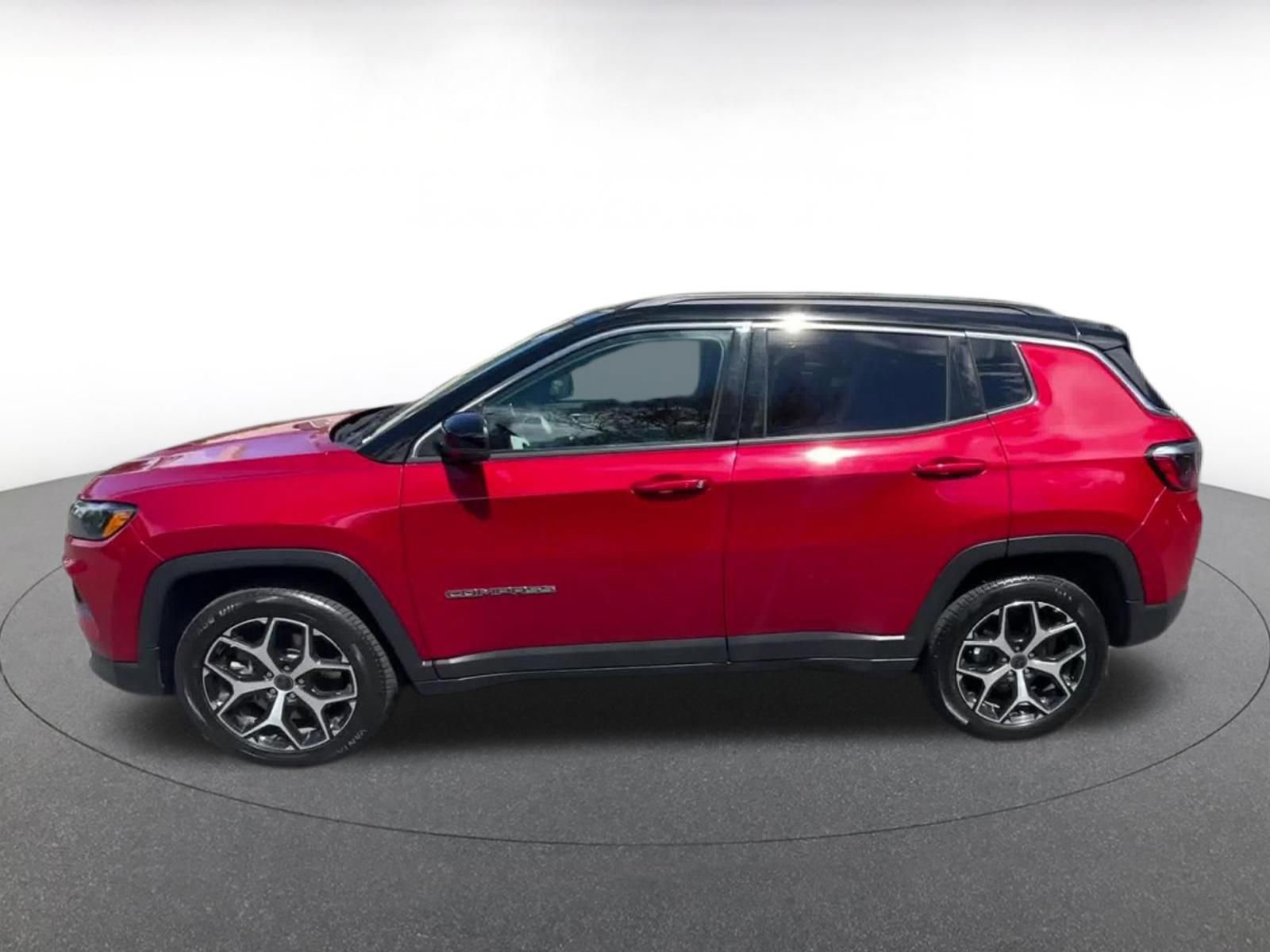 Thumbnail: 2025 Jeep Compass - 9