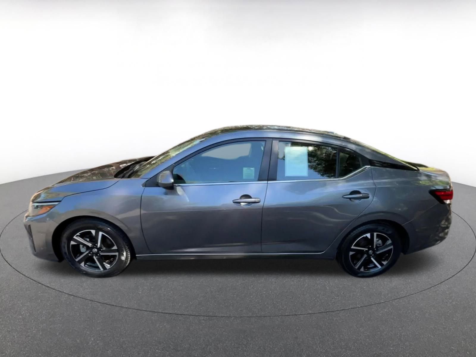 Thumbnail: 2024 Nissan Sentra - 9