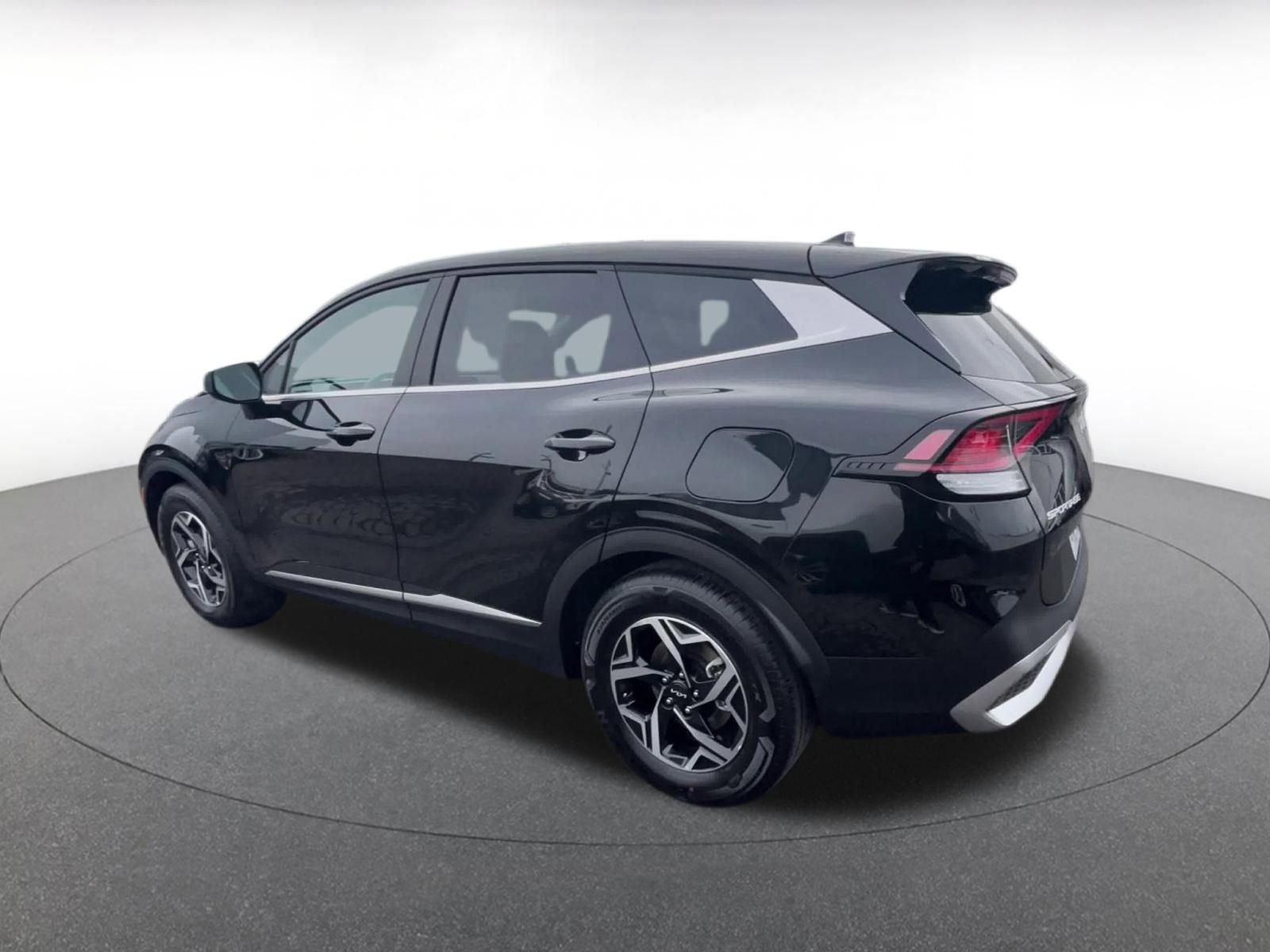 Thumbnail: 2025 Kia Sportage - 10