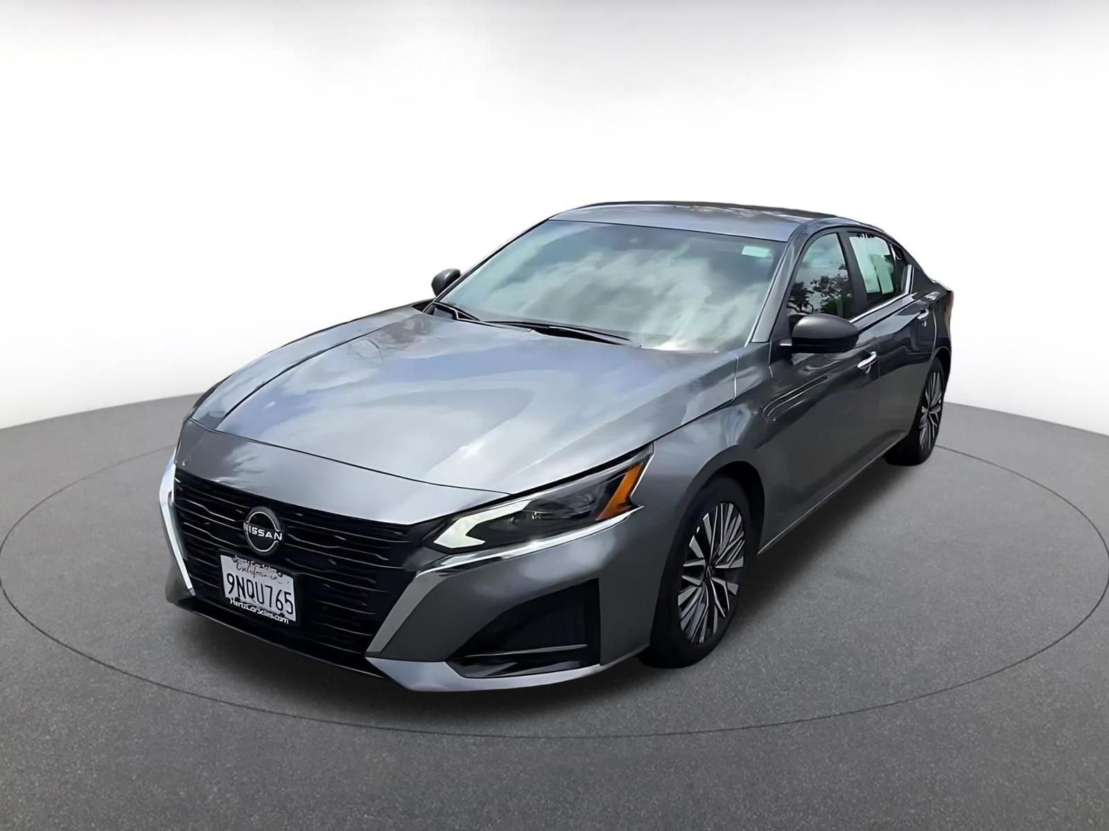 Thumbnail: 2025 Nissan Altima - 7