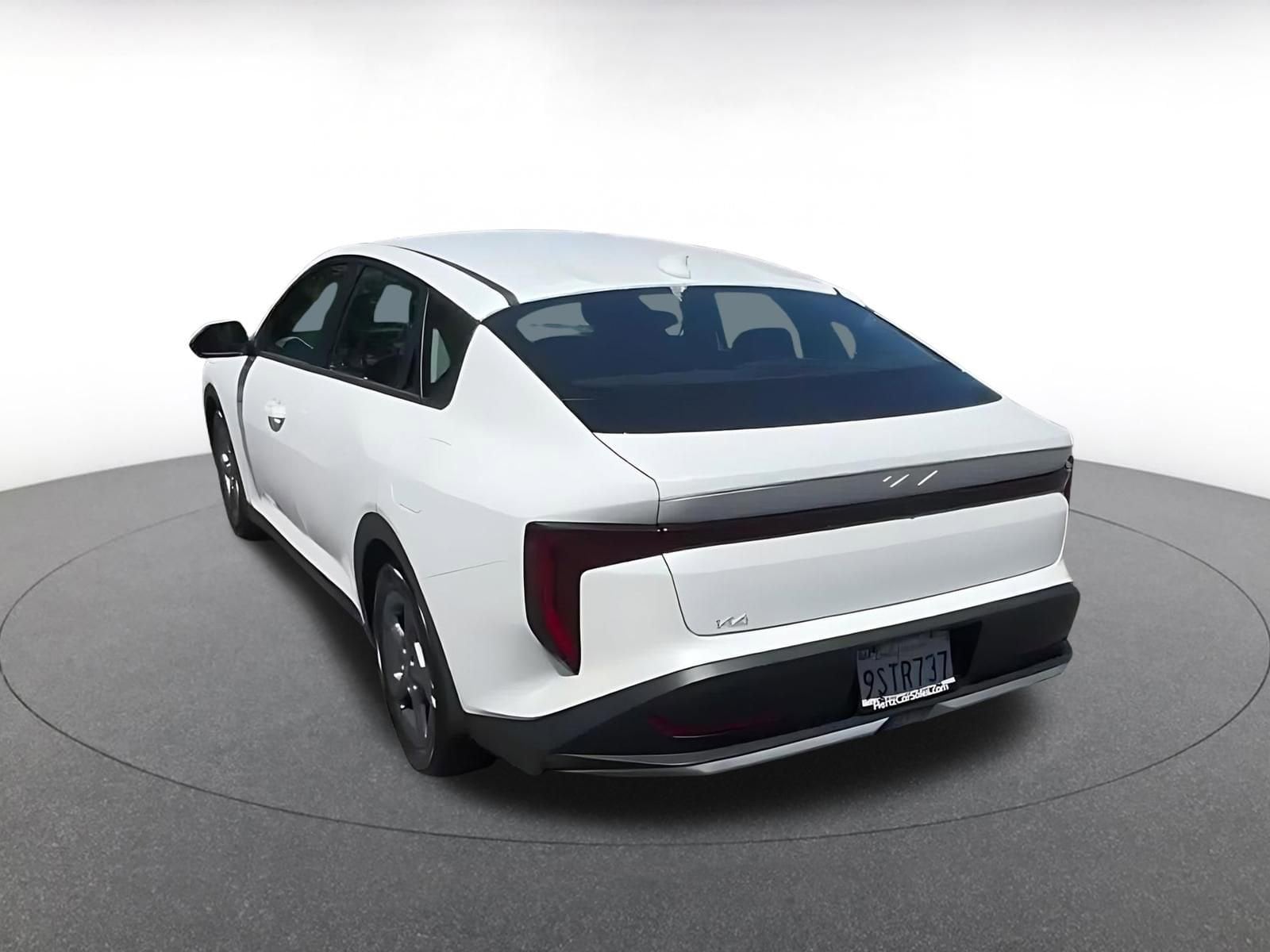 Thumbnail: 2025 Kia K4 - 4