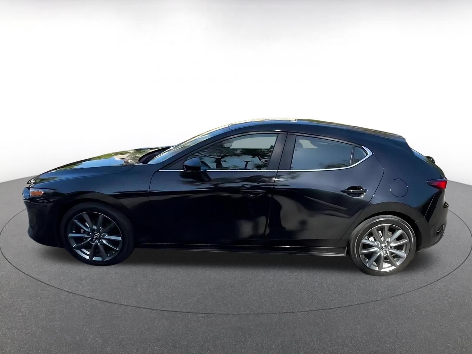 Thumbnail: 2026 Mazda Mazda3 - 9