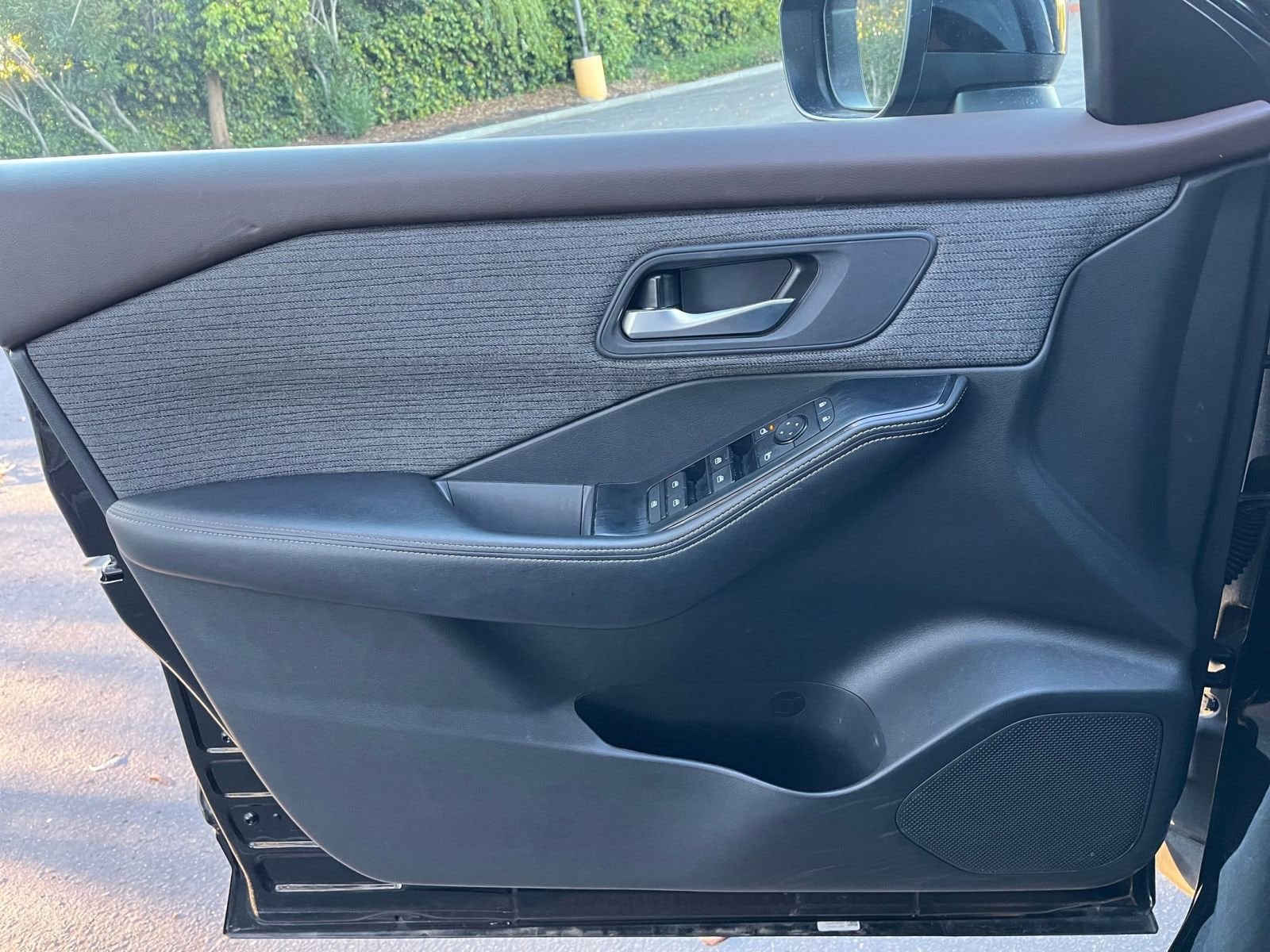 Thumbnail: 2023 Nissan Rogue - 20