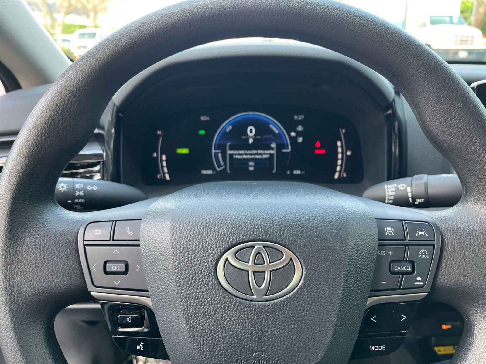 Thumbnail: 2025 Toyota Camry - 27