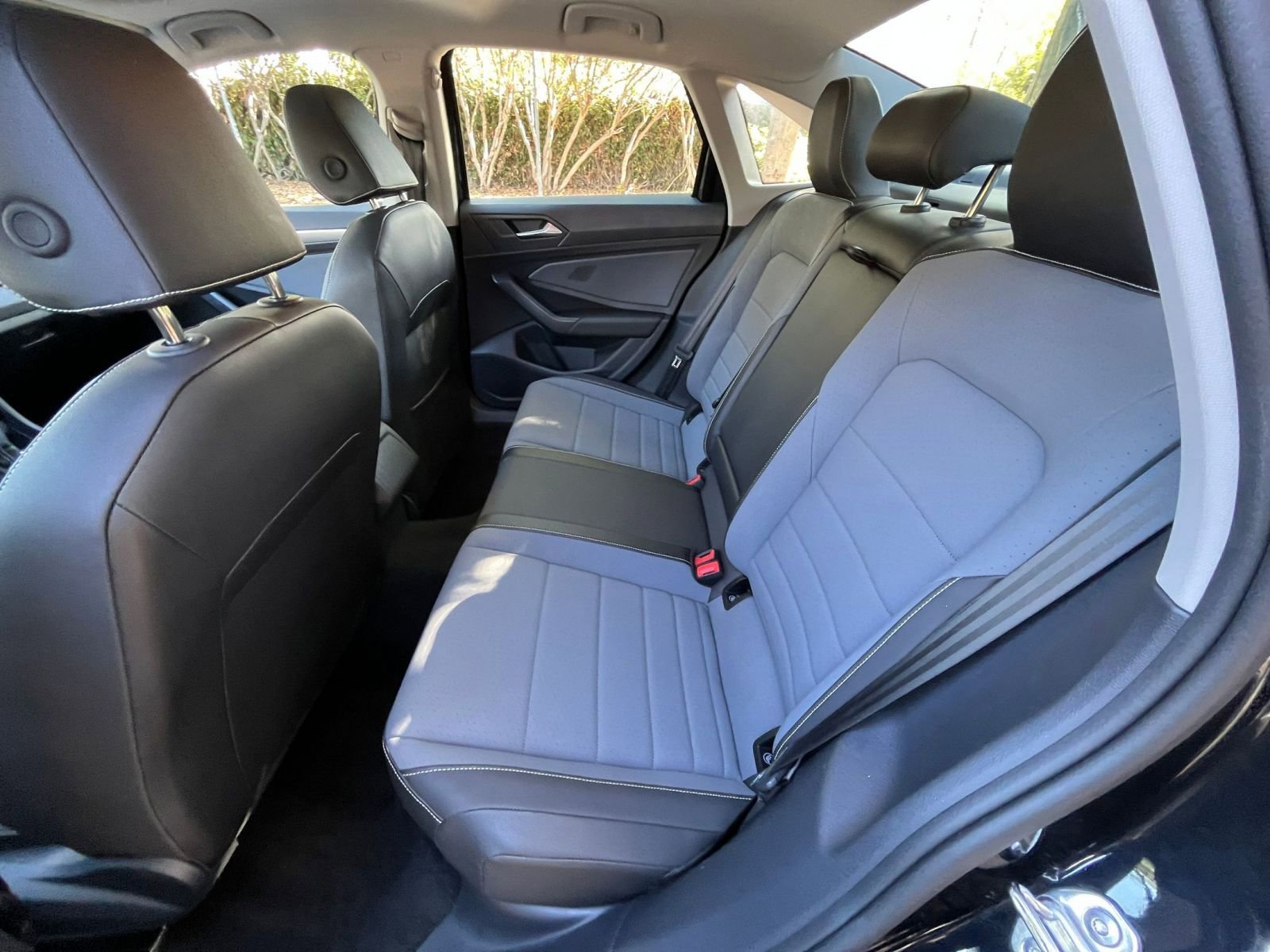 Thumbnail: 2025 Volkswagen Jetta - 24