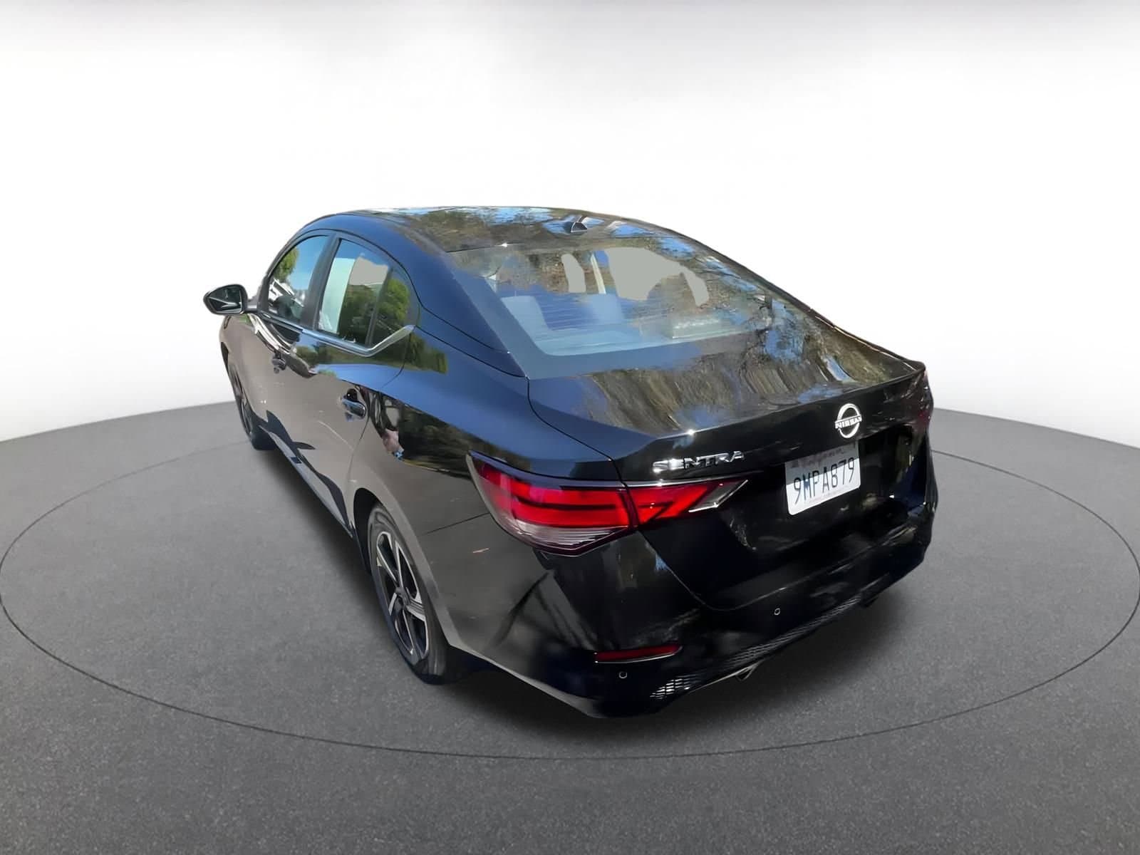 Thumbnail: 2024 Nissan Sentra - 9