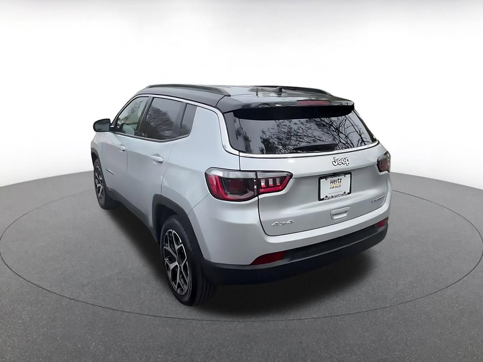 Thumbnail: 2025 Jeep Compass - 11