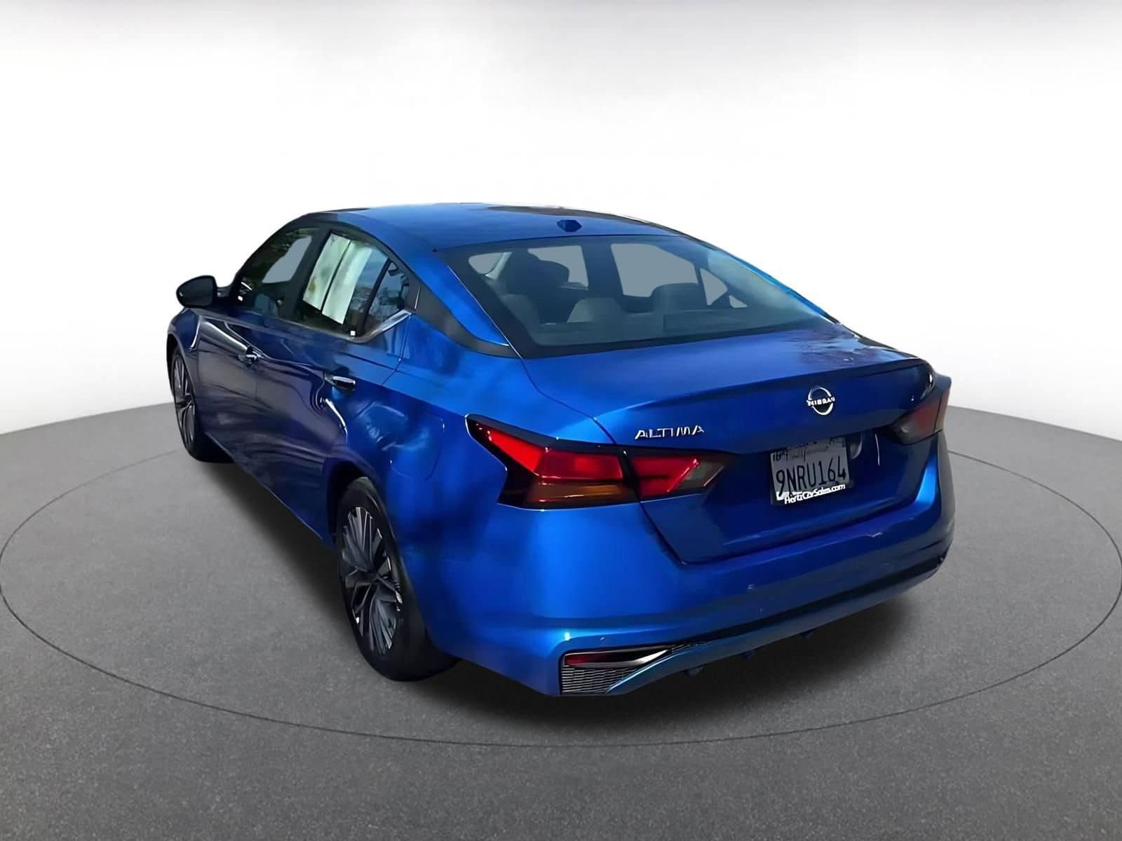 Thumbnail: 2025 Nissan Altima - 11