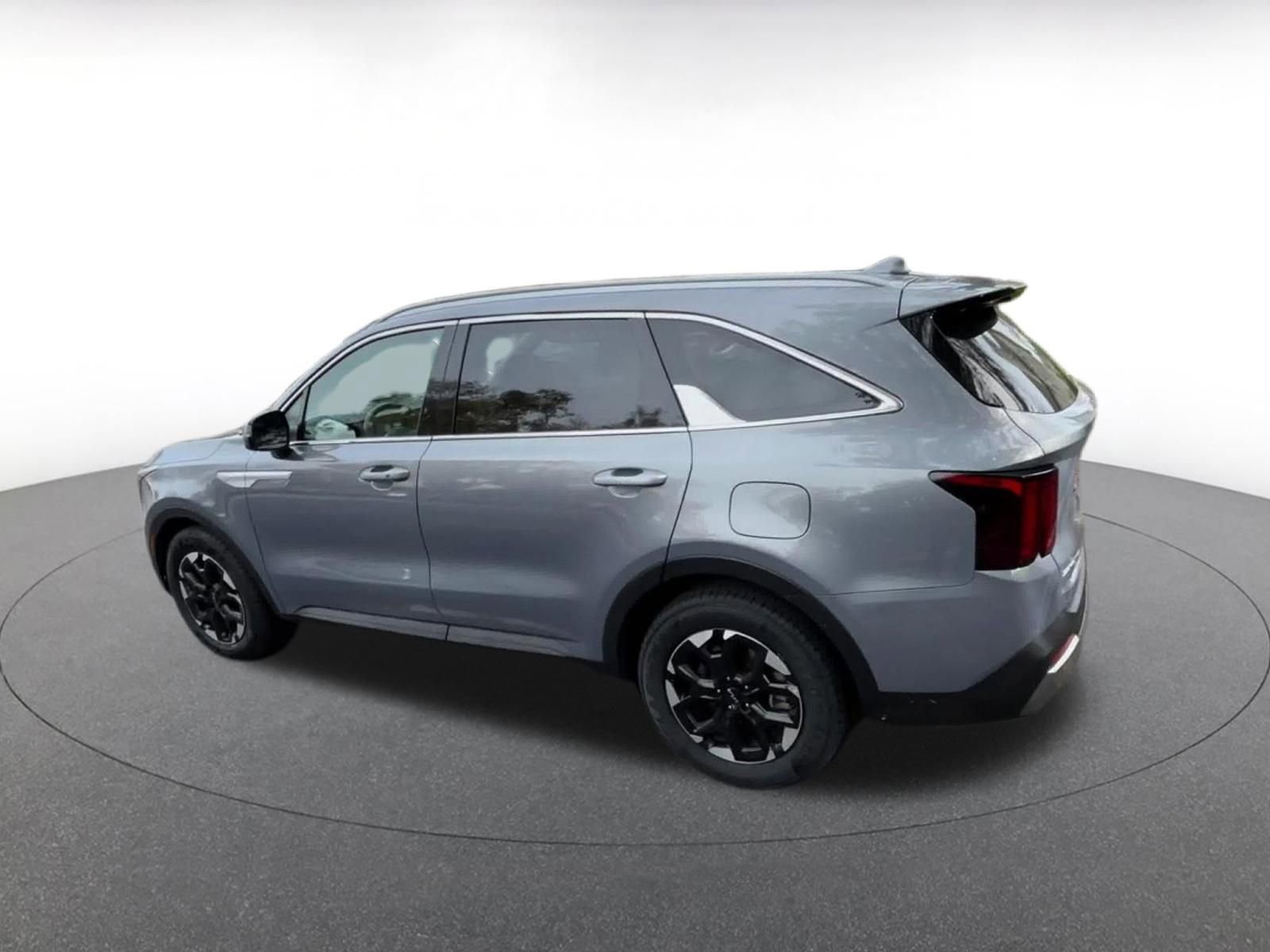 Thumbnail: 2024 Kia Sorento - 10