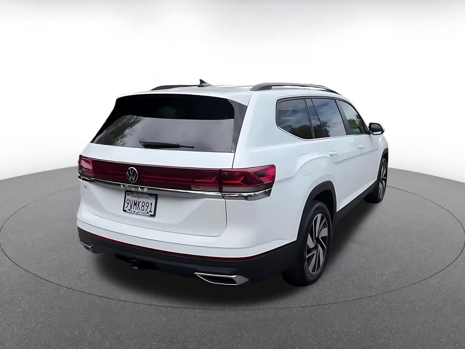 Thumbnail: 2026 Volkswagen Atlas - 14