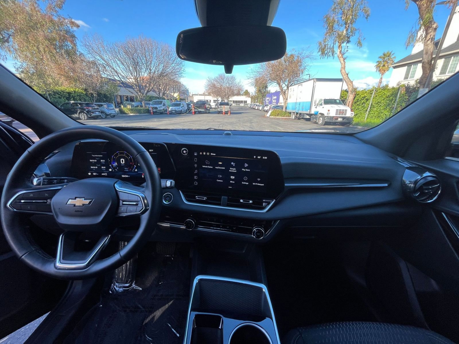 Thumbnail: 2025 Chevrolet Equinox - 31