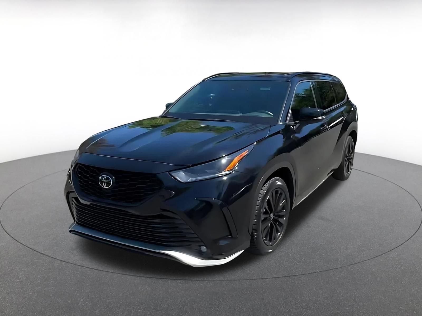 Thumbnail: 2025 Toyota Highlander - 4