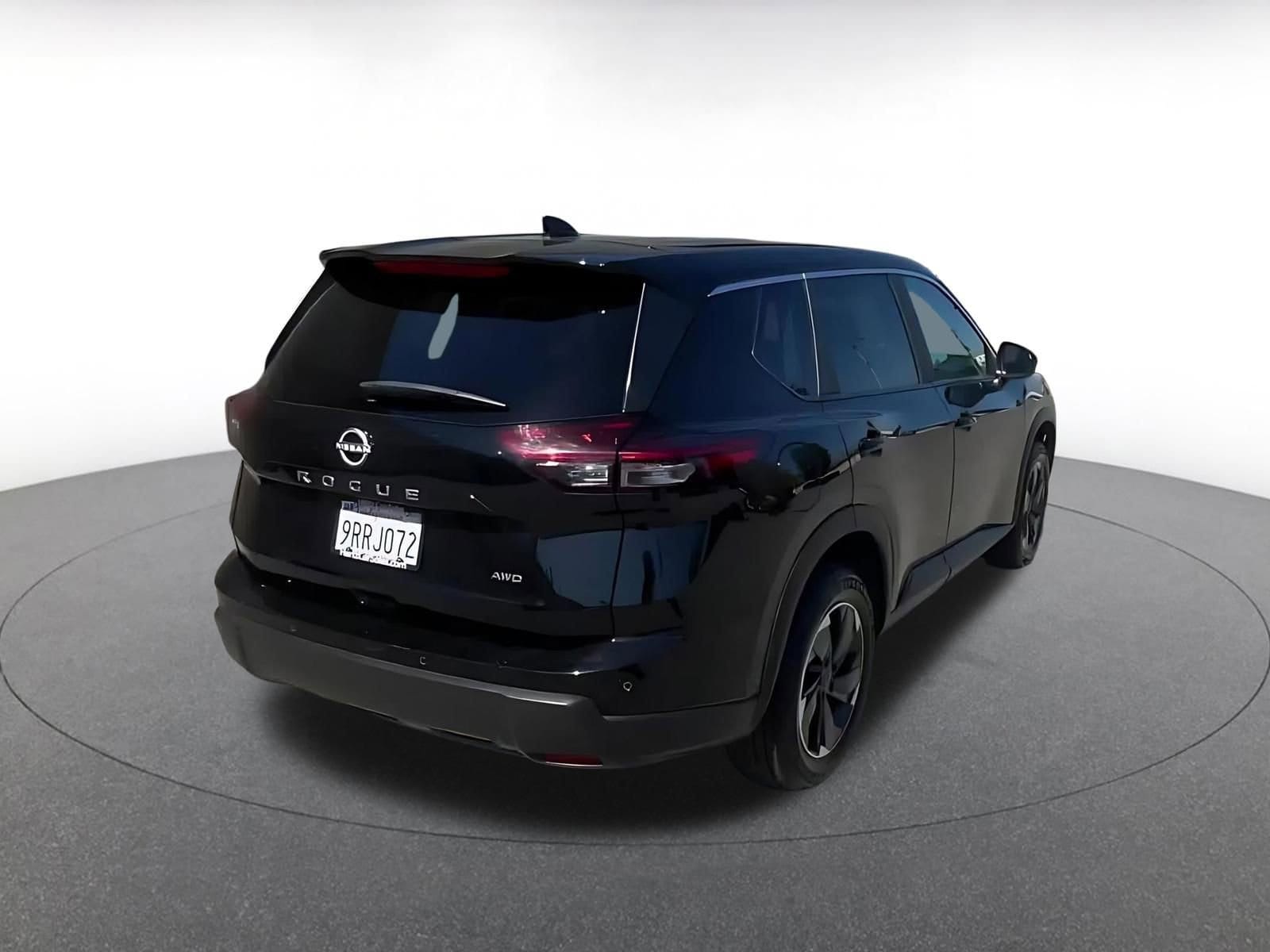 Thumbnail: 2025 Nissan Rogue - 14