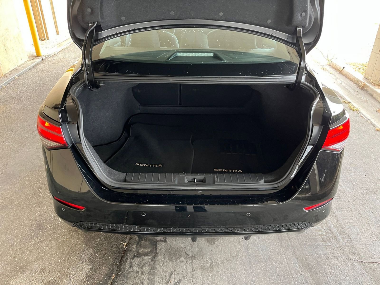 Thumbnail: 2024 Nissan Sentra - 29