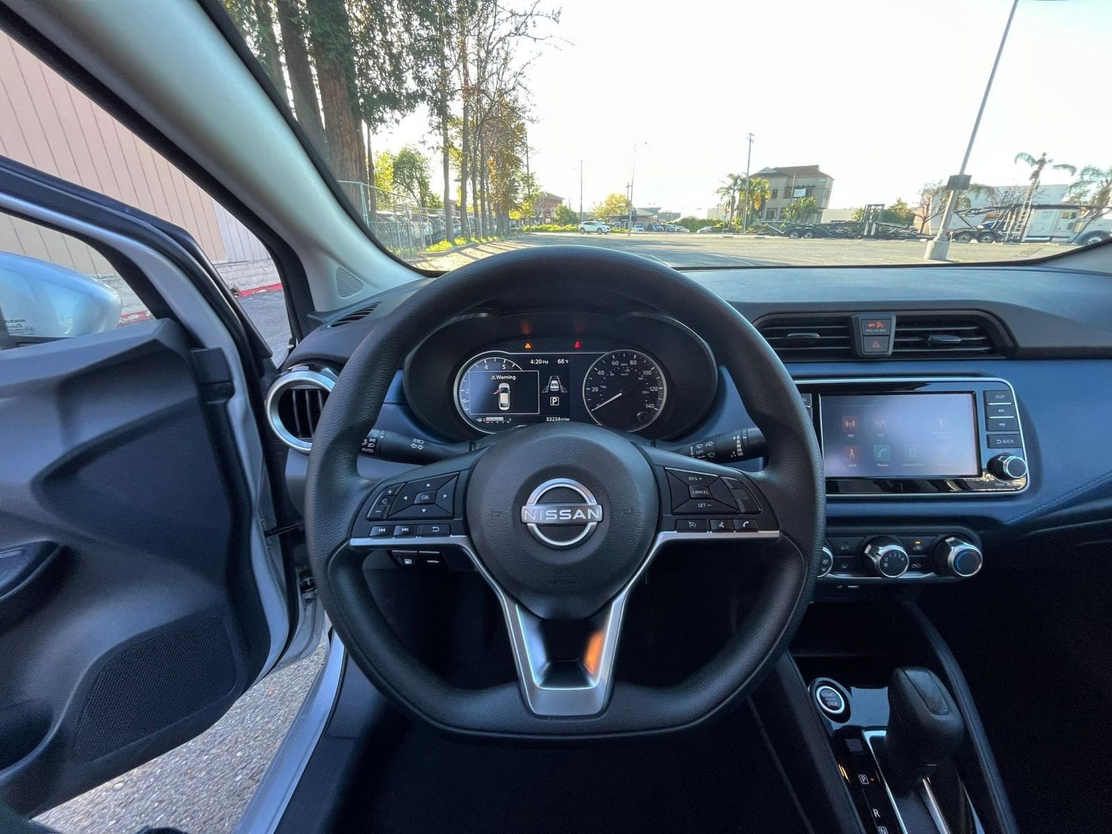 Thumbnail: 2025 Nissan Versa - 32