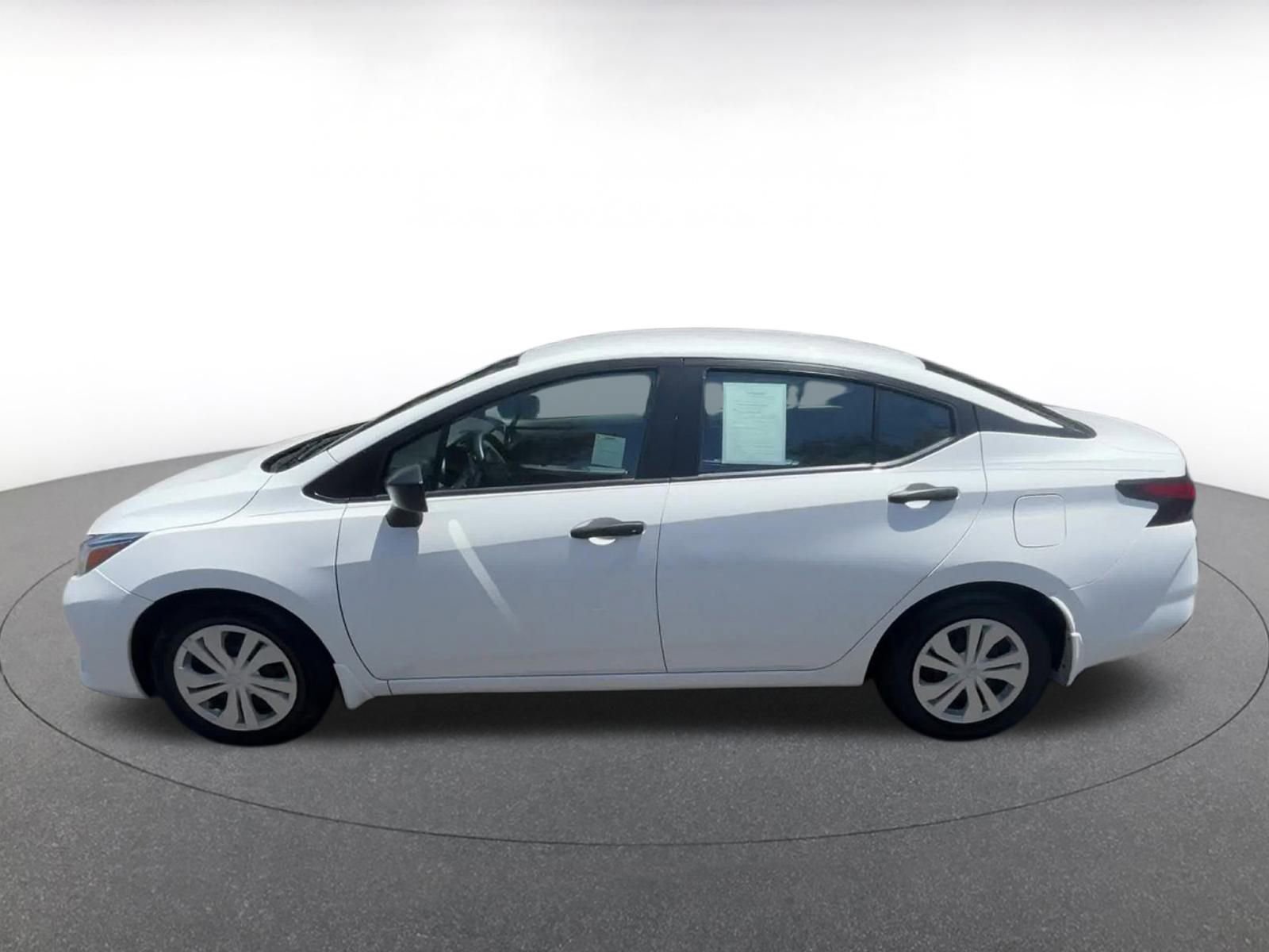 2024 Nissan Versa S 7