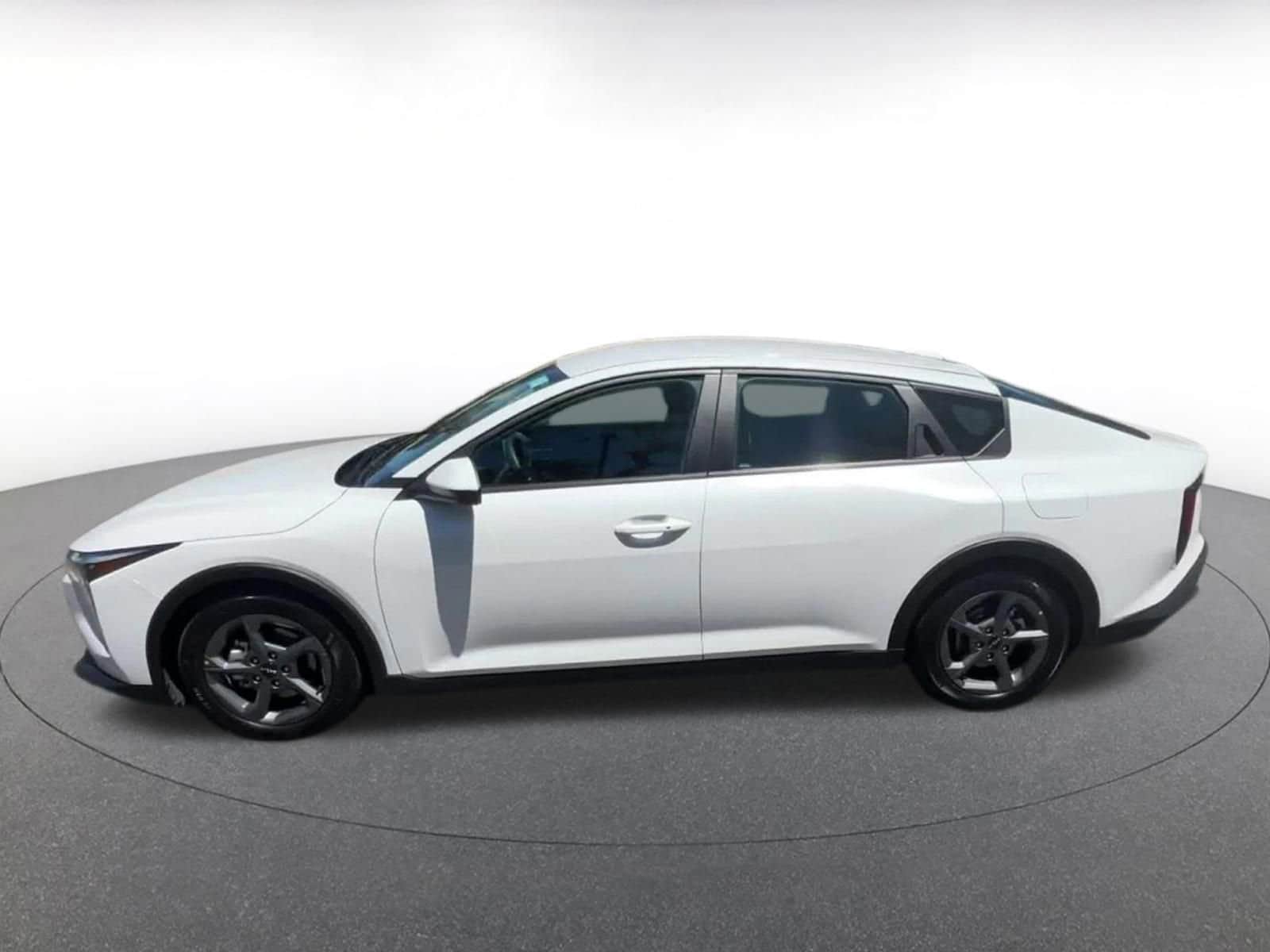 Thumbnail: 2025 Kia K4 - 10