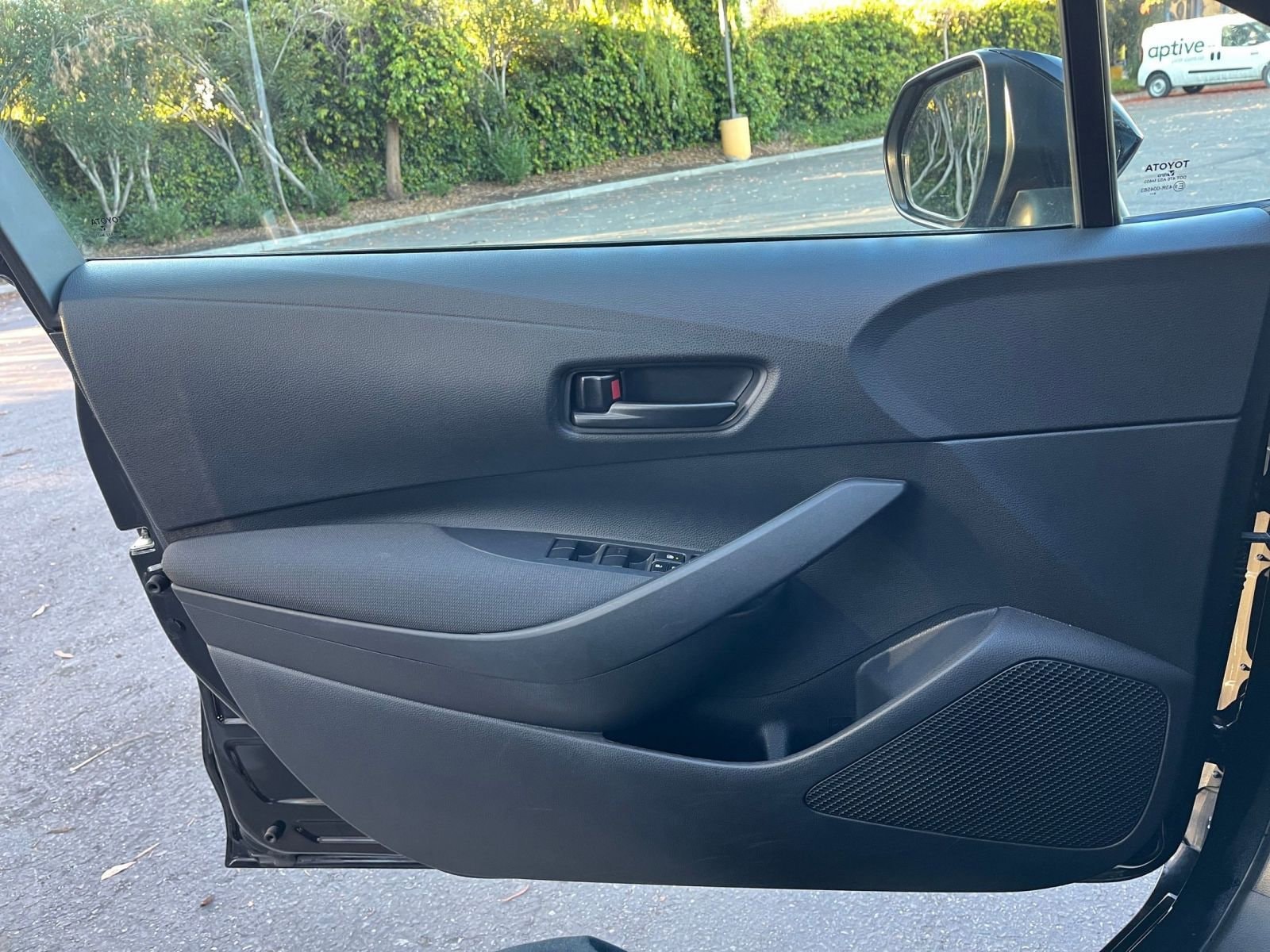 Thumbnail: 2025 Toyota Corolla - 20