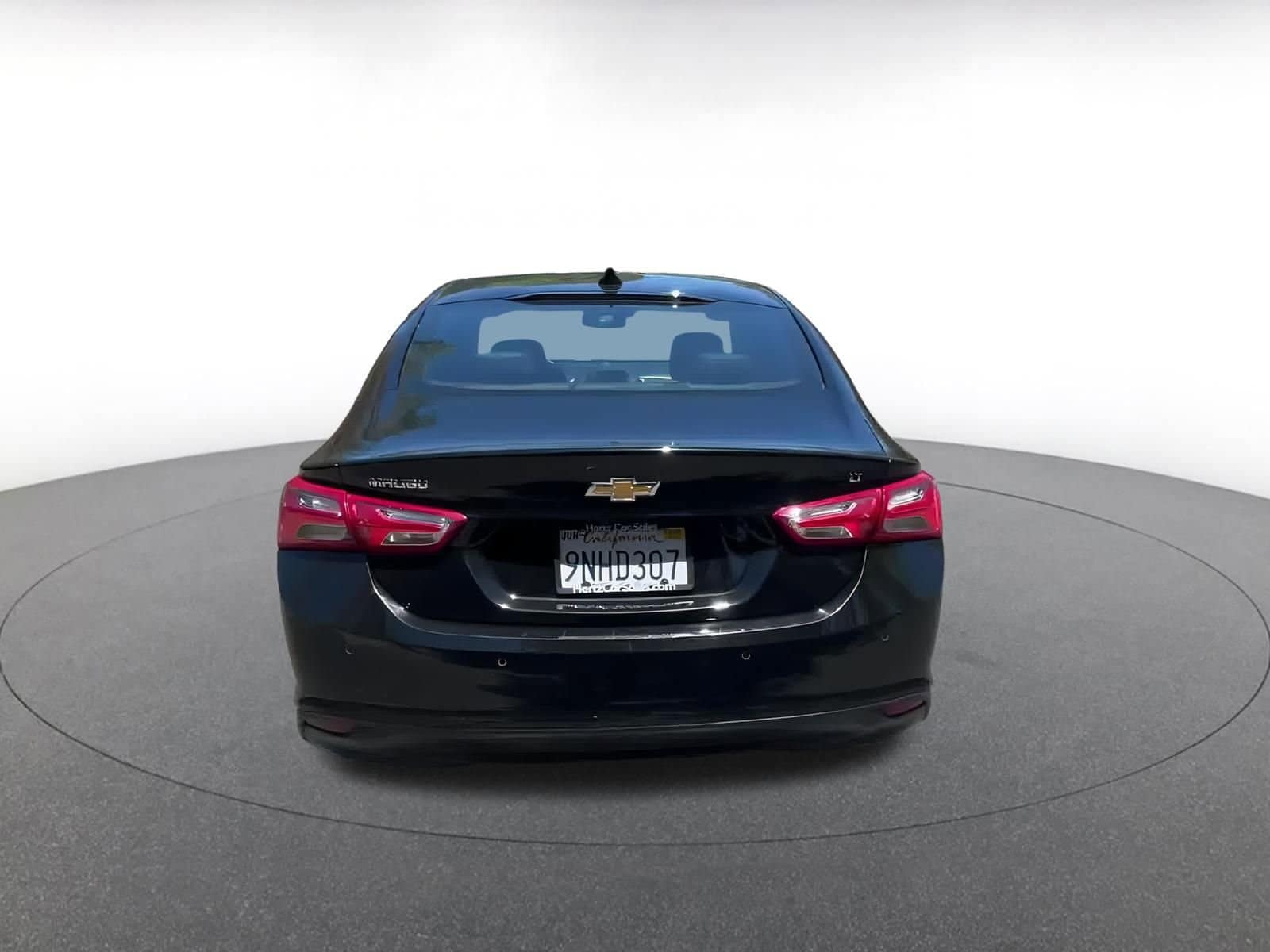 Thumbnail: 2024 Chevrolet Malibu - 12